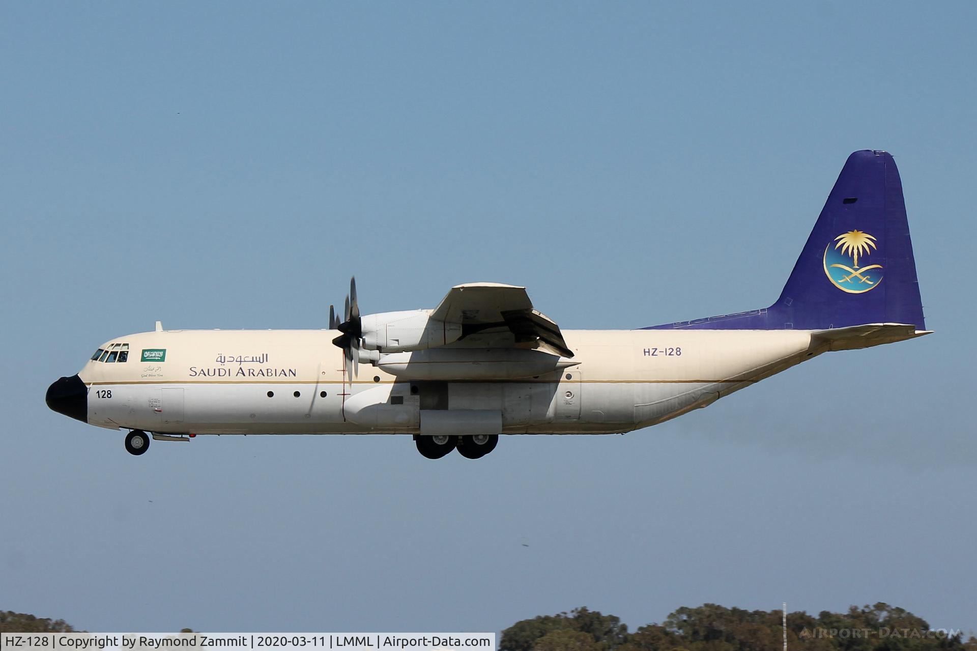 HZ-128, 1983 Lockheed L-100-30 Hercules (L-382G) C/N 382-4950, Lockheed L100-30 Hercules HZ-128 Saudia Arabian Airlines
