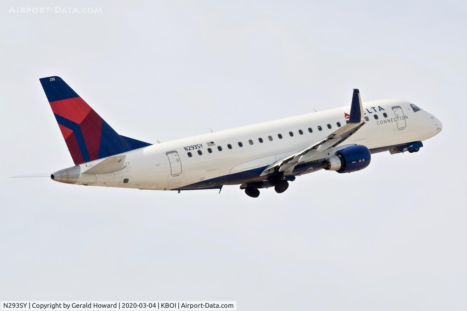 N293SY, 2019 Embraer 175LR (ERJ-170-200LR) C/N 17000787, Climb out from 28R.
