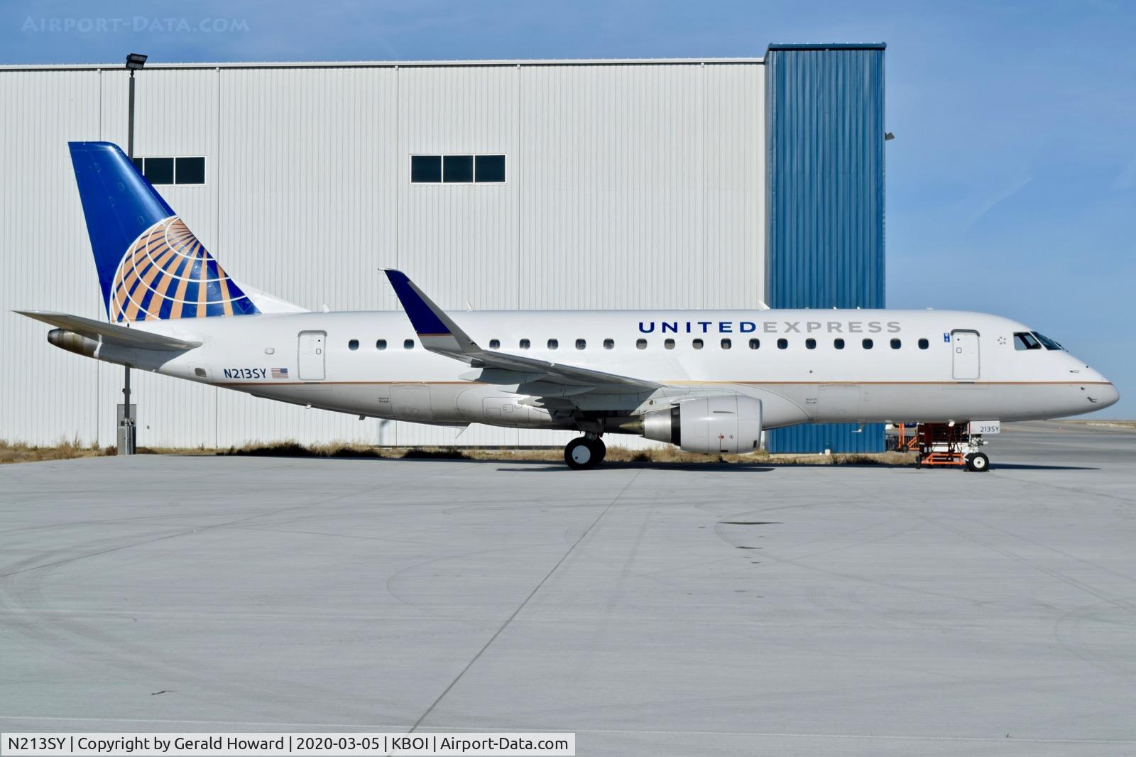 N213SY, 2017 Embraer 175LR (ERJ-170-200LR) C/N 17000666, Parked on the Skywest maintenance ramp.