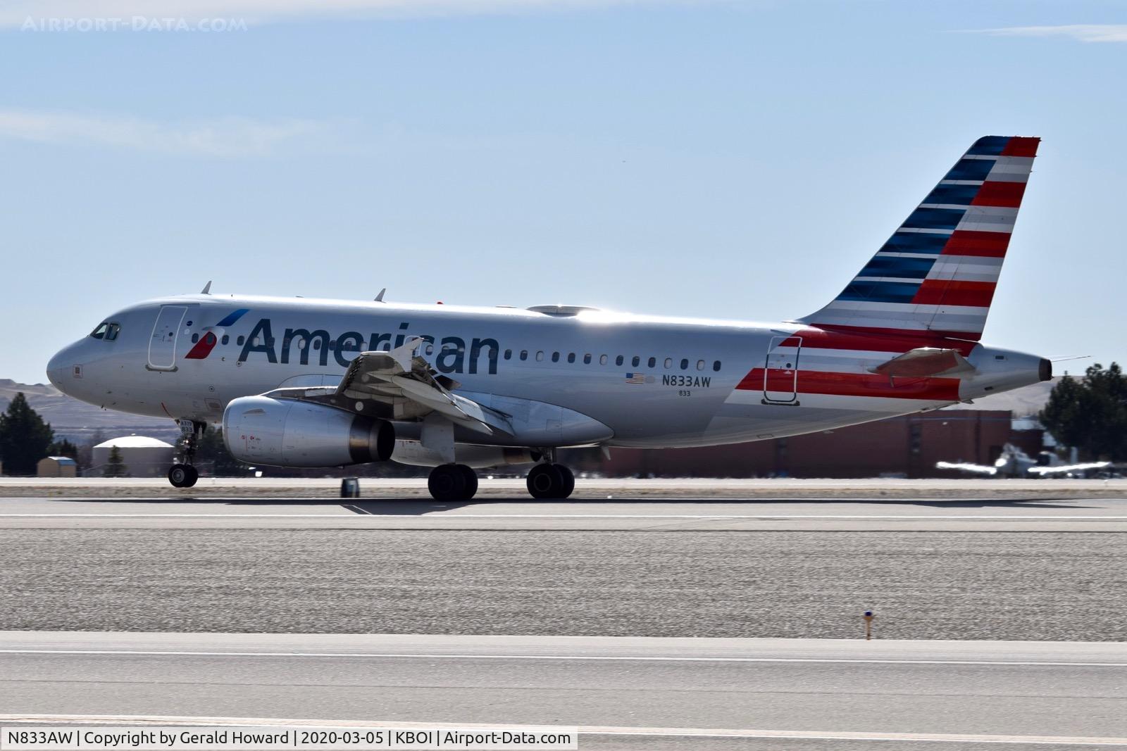 N833AW, 2002 Airbus A319-132 C/N 1844, Landing roll out.