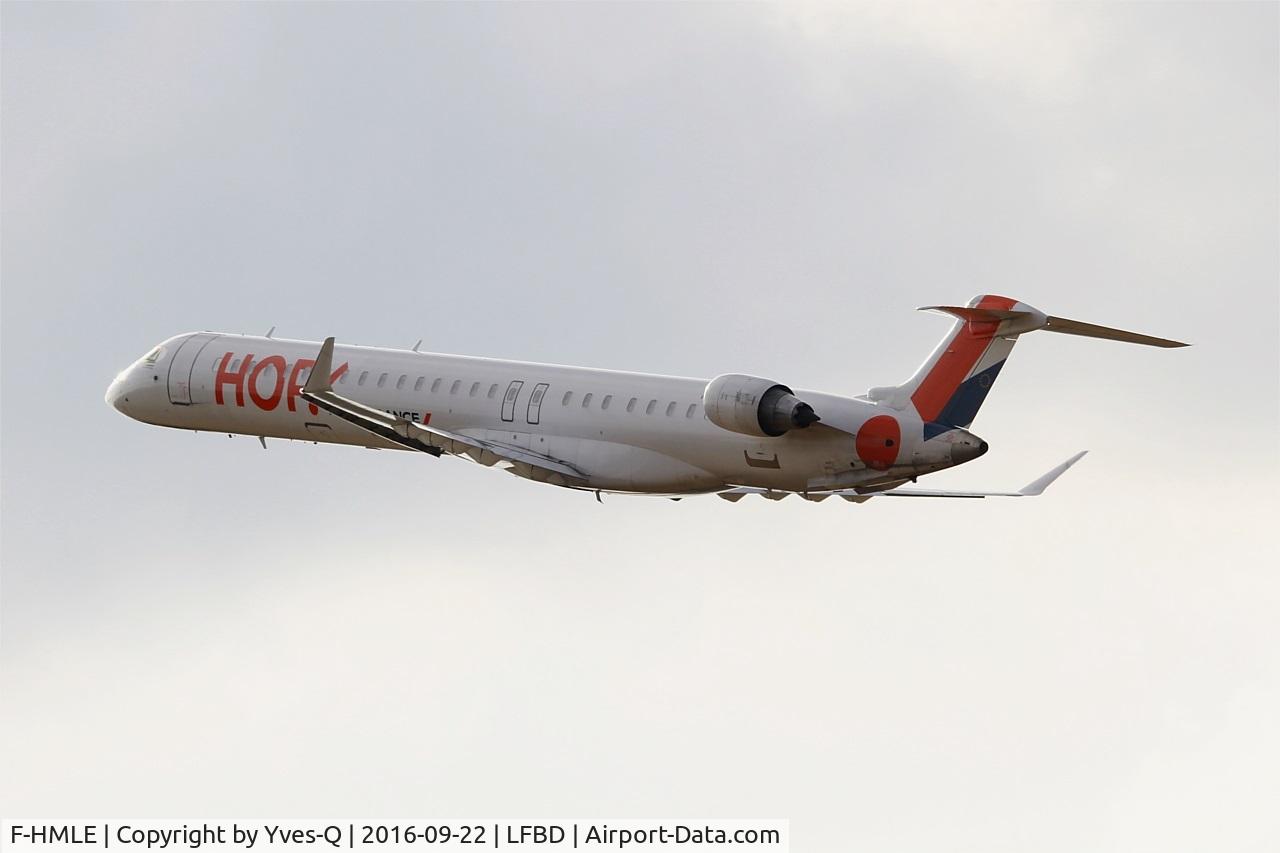 F-HMLE, 2010 Bombardier CRJ-1000EL NG (CL-600-2E25) C/N 19009, Bombardier CRJ-1000EL NG, Climbing from rwy 23, Bordeaux Mérignac airport (LFBD-BOD)