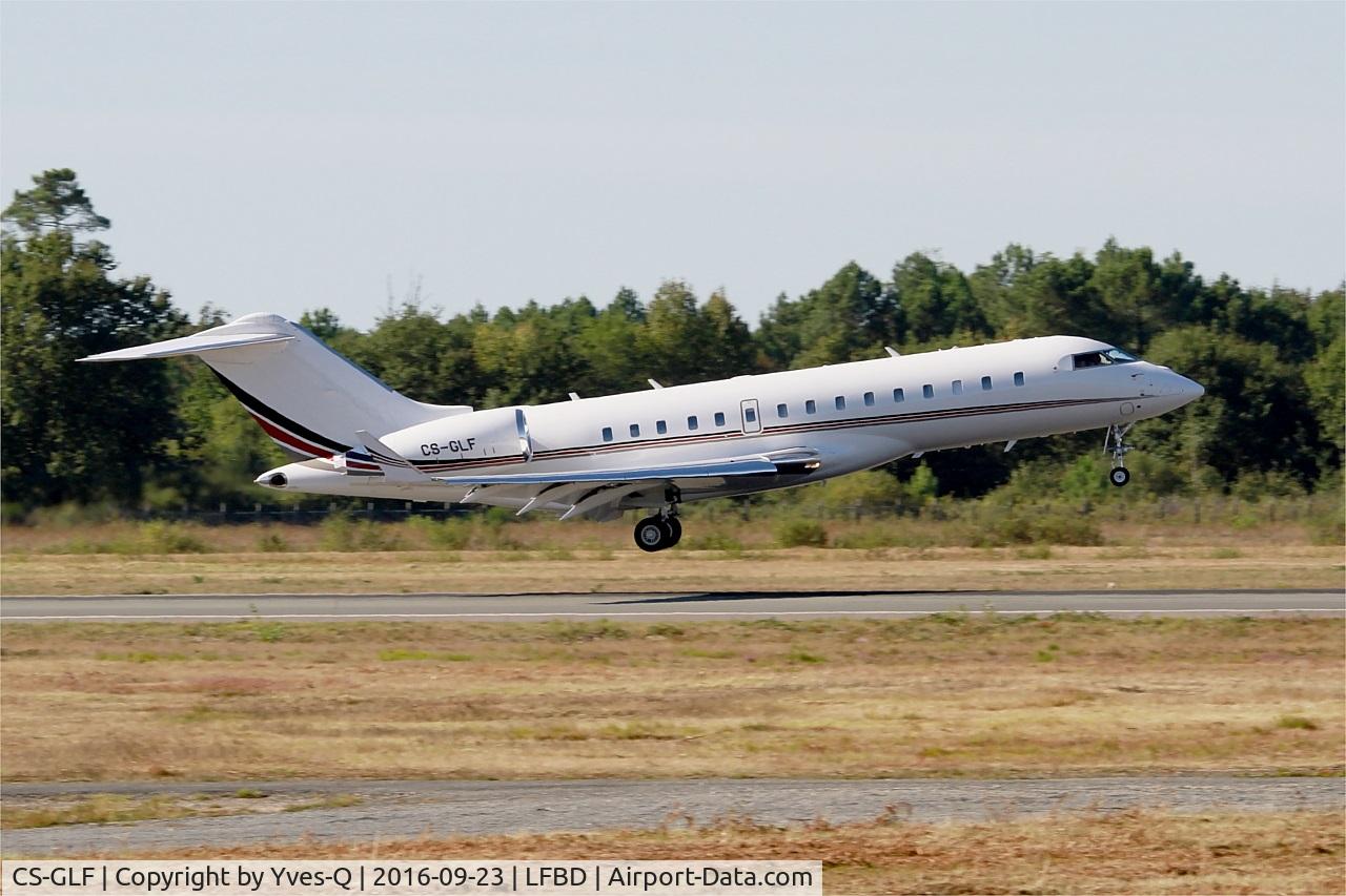 CS-GLF, 2015 Bombardier BD-700-1A10 Global 6000 C/N 9670, Bombardier BD-700-1A10 Global 6000, Landing rwy 05, Bordeaux Mérignac airport (LFBD-BOD)