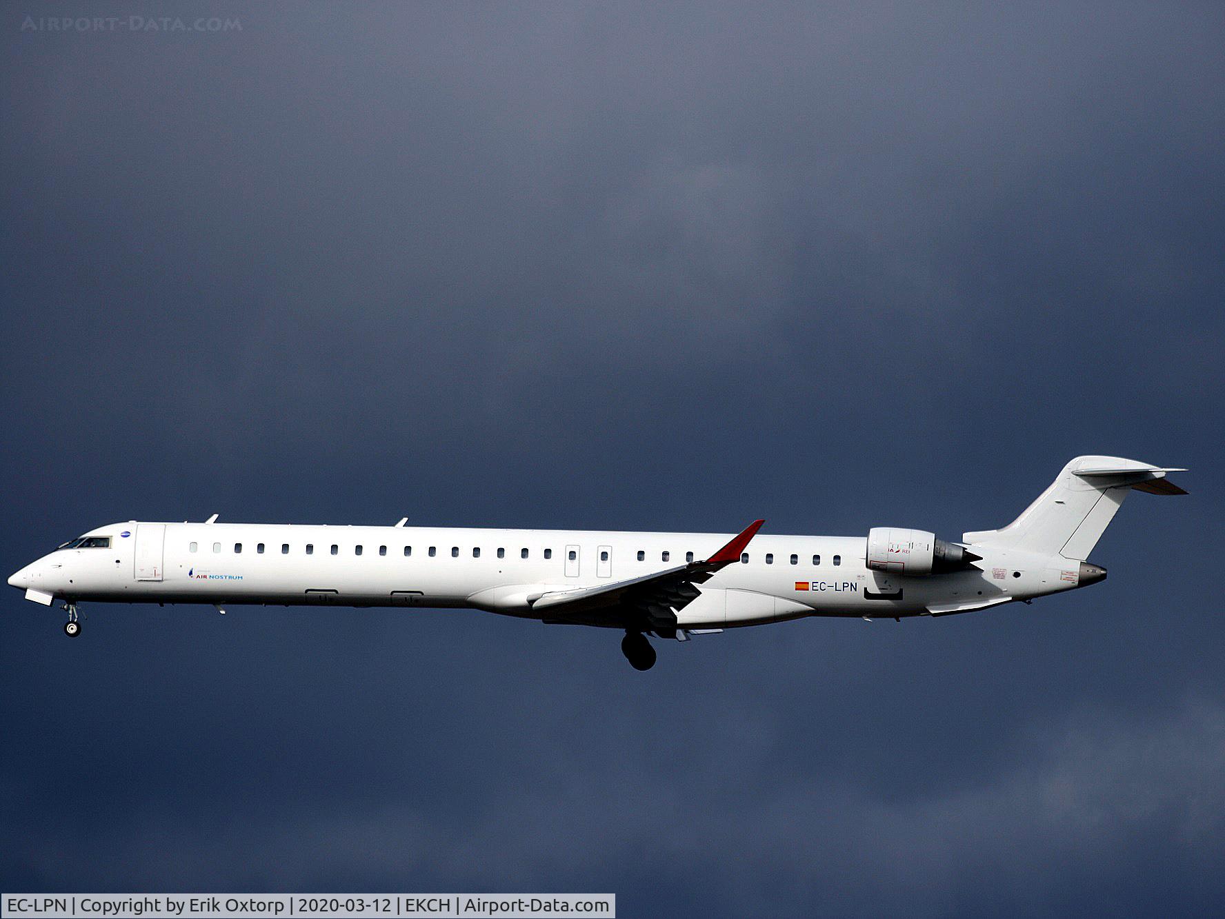 EC-LPN, 2012 Bombardier CRJ-1000ER NG (CL-600-2E25) C/N 19022, EC-LPN operating for SAS. Landing rw 22L