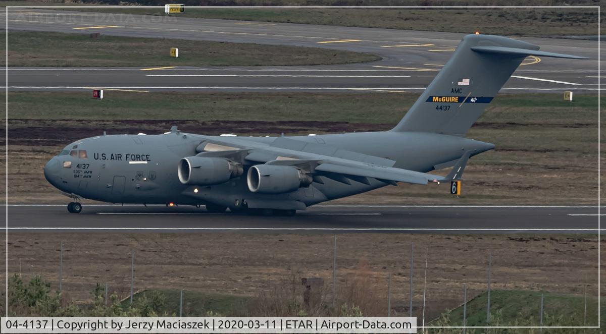 04-4137, 2004 Boeing C-17A Globemaster III C/N P-137, 2004 Boeing C-17A Globemaster III