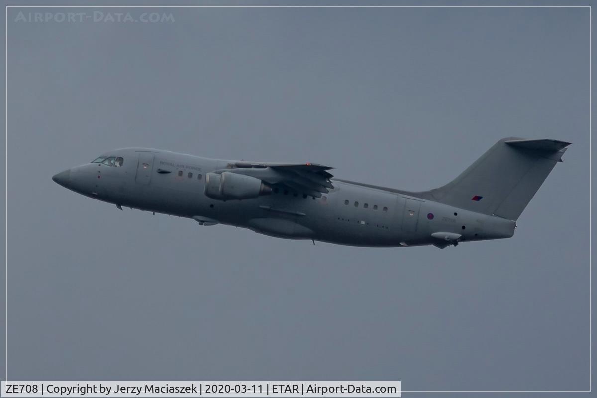 ZE708, 1993 British Aerospace BAe.146-200QC C.3 Quick Change C/N E2211, British Aerospace BAe.146-200QC