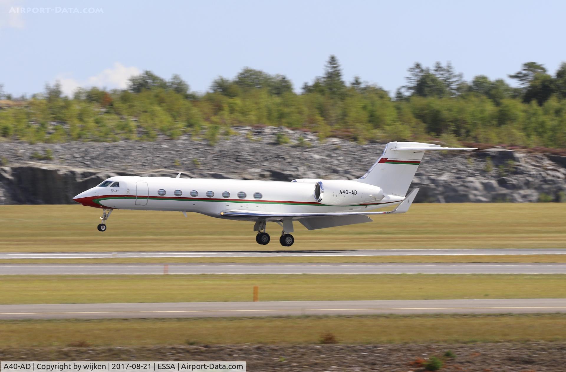 A40-AD, Gulfstream Aerospace GV-SP (G550) C/N 5320, RWY 01R