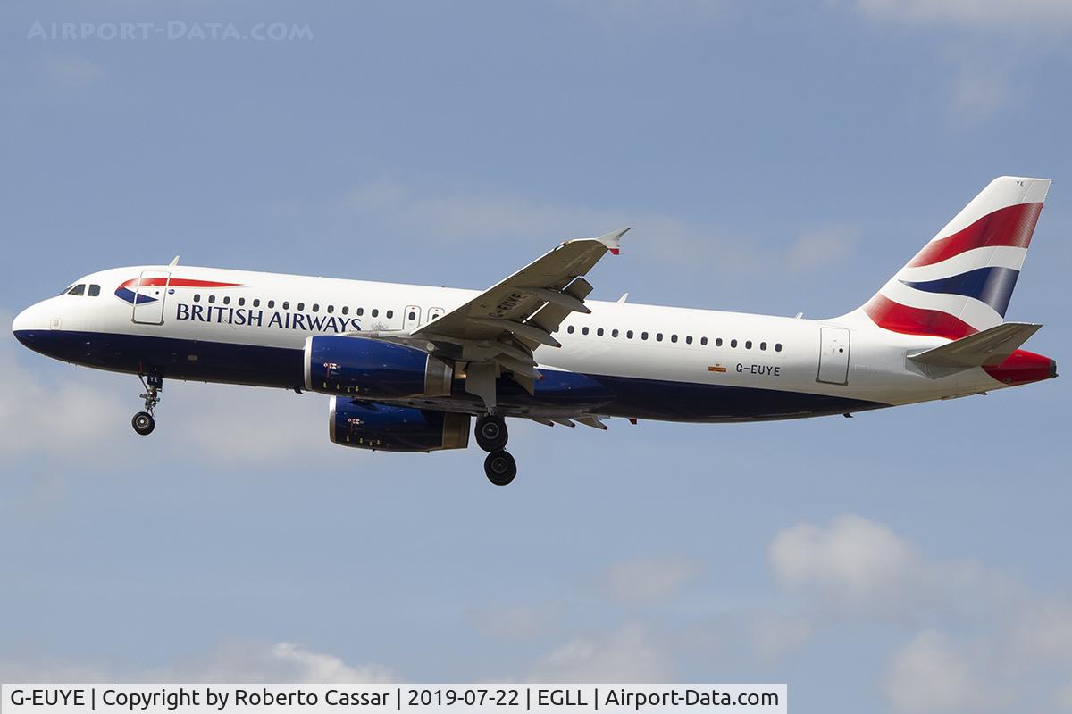 G-EUYE, 2009 Airbus A320-232 C/N 3912, Heathrow