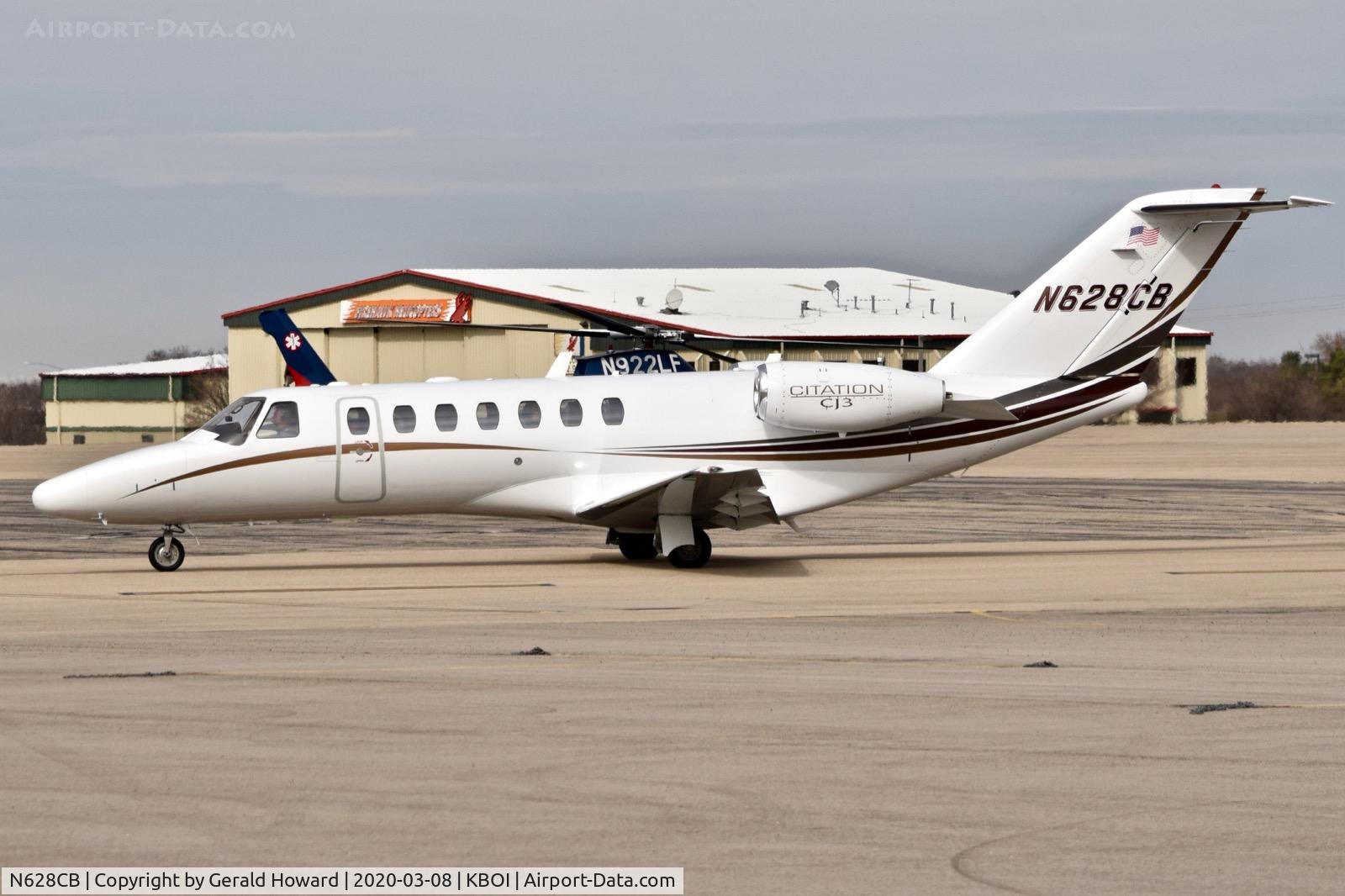 N628CB, 2005 Cessna 525B CitationJet CJ3 C/N 525B0049, On the north GA ramp.