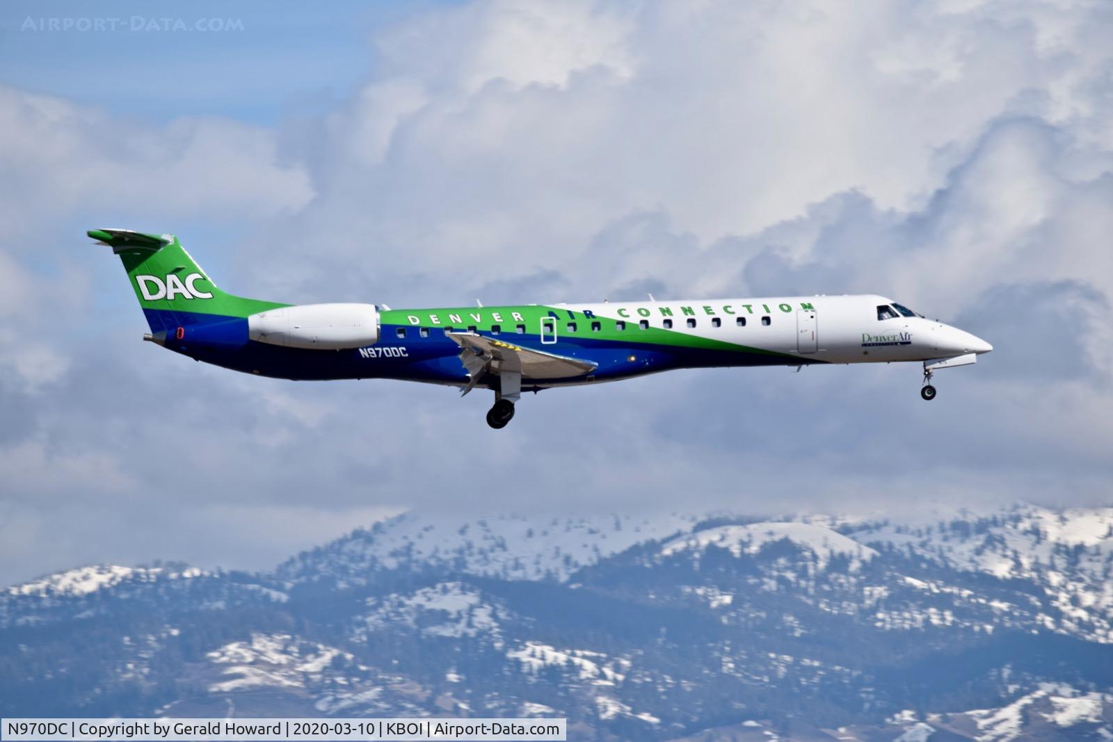 N970DC, 2004 Embraer ERJ-145LR (EMB-145LR) C/N 14500837, Landing 10L.