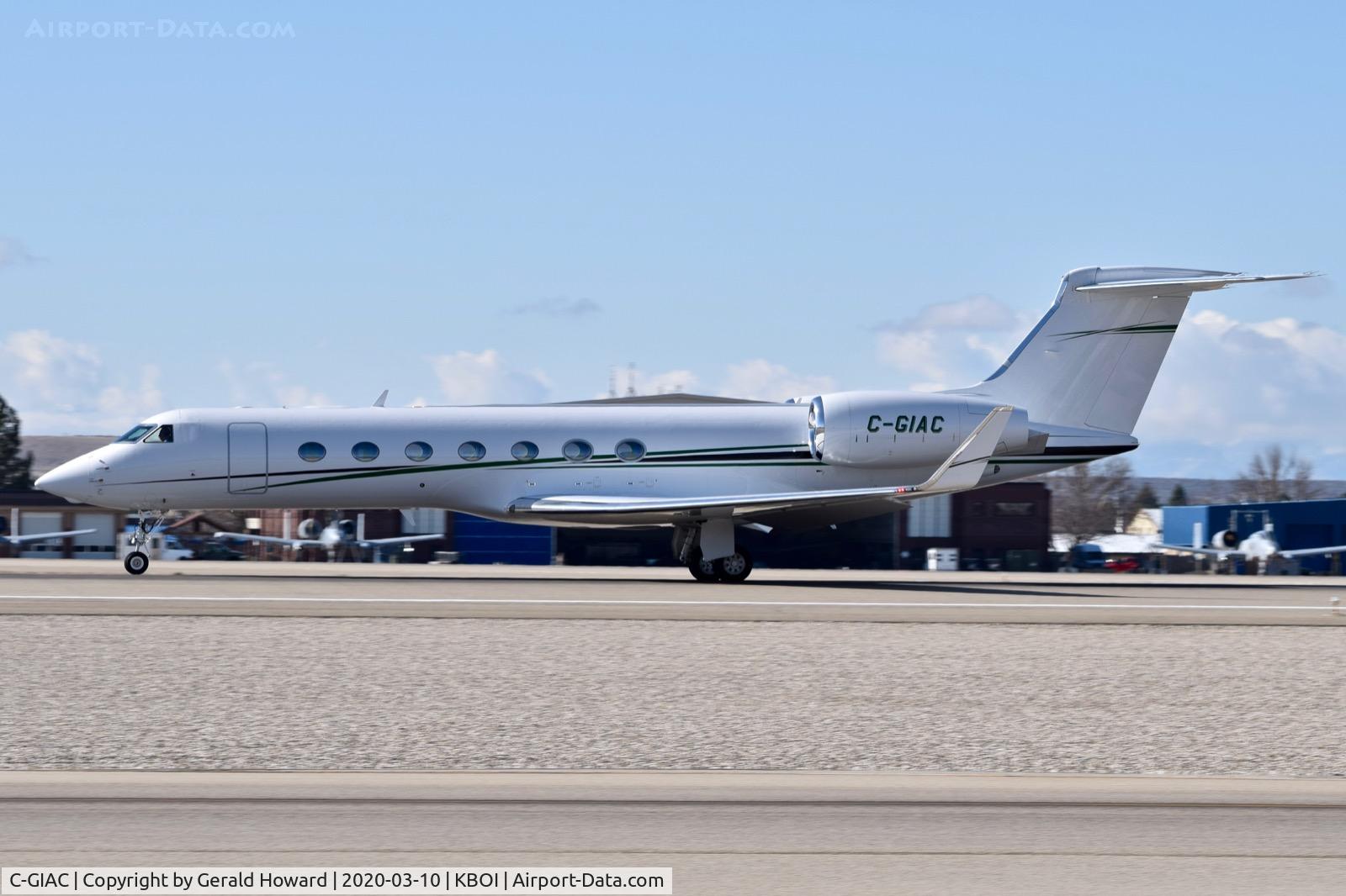 C-GIAC, 2019 Gulfstream Aerospace GV-SP C/N 5593, Take off run 10L.