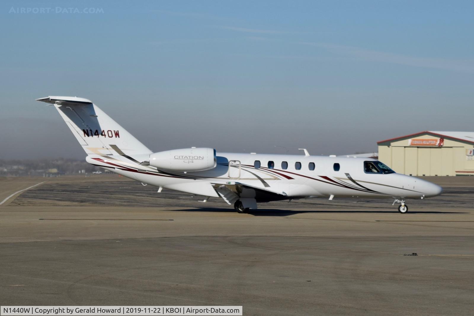 N1440W, 2012 Cessna 525C CitationJet CJ4 C/N 525C-0099, Parked on north GA ramp.