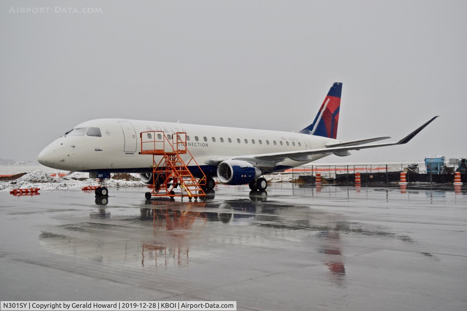 N301SY, 2019 Embraer 175LR (ERJ-170-200LR) C/N 17000838, Parked on Southwest maintenance ramp.