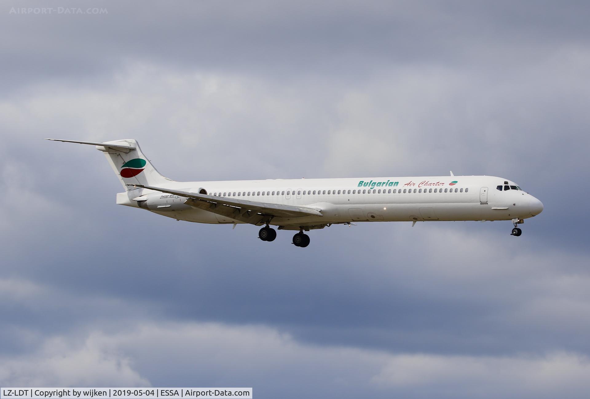 LZ-LDT, 1991 McDonnell Douglas MD-82 (DC-9-82) C/N 53058/1927, RWY 01L