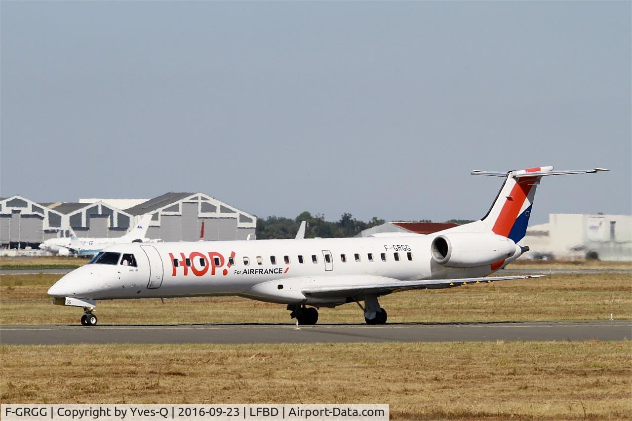 F-GRGG, 1999 Embraer ERJ-145EP (EMB-145EP) C/N 145118, Embraer EMB-145EU, Taxiing to holding point rwy 05, Bordeaux Mérignac airport (LFBD-BOD)