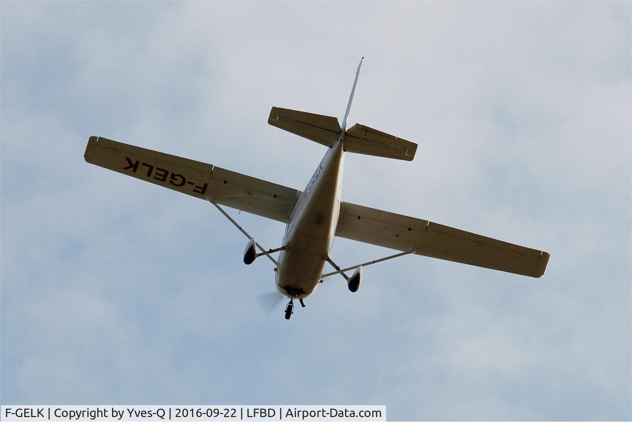 F-GELK, Reims F172N Skyhawk C/N 1811, Reims F172N Skyhawk, Climbing from rwy 23, Bordeaux Mérignac airport (LFBD-BOD)