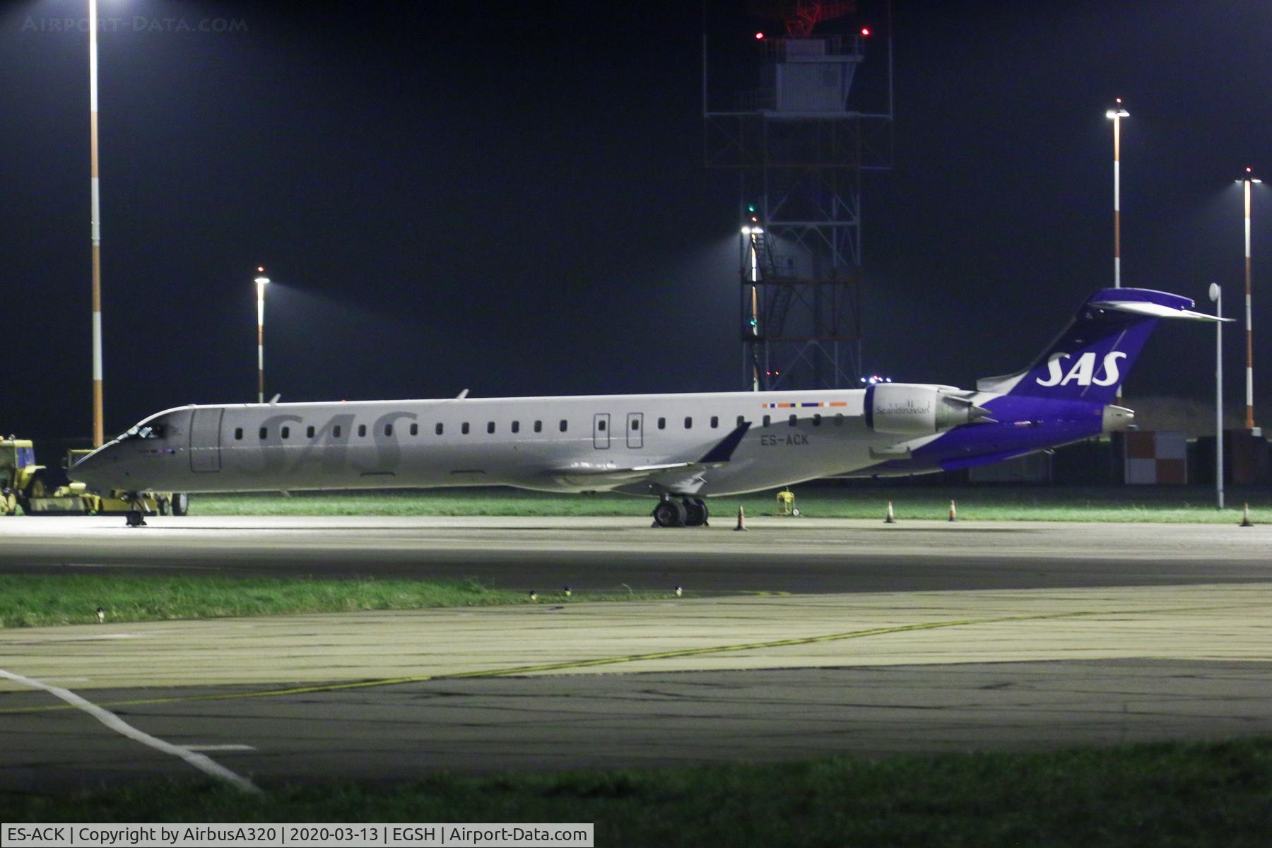 ES-ACK, 2009 Bombardier CRJ-900 (CL-600-2D24) C/N 15211, Under the lights at Norwich in the new SAS livery