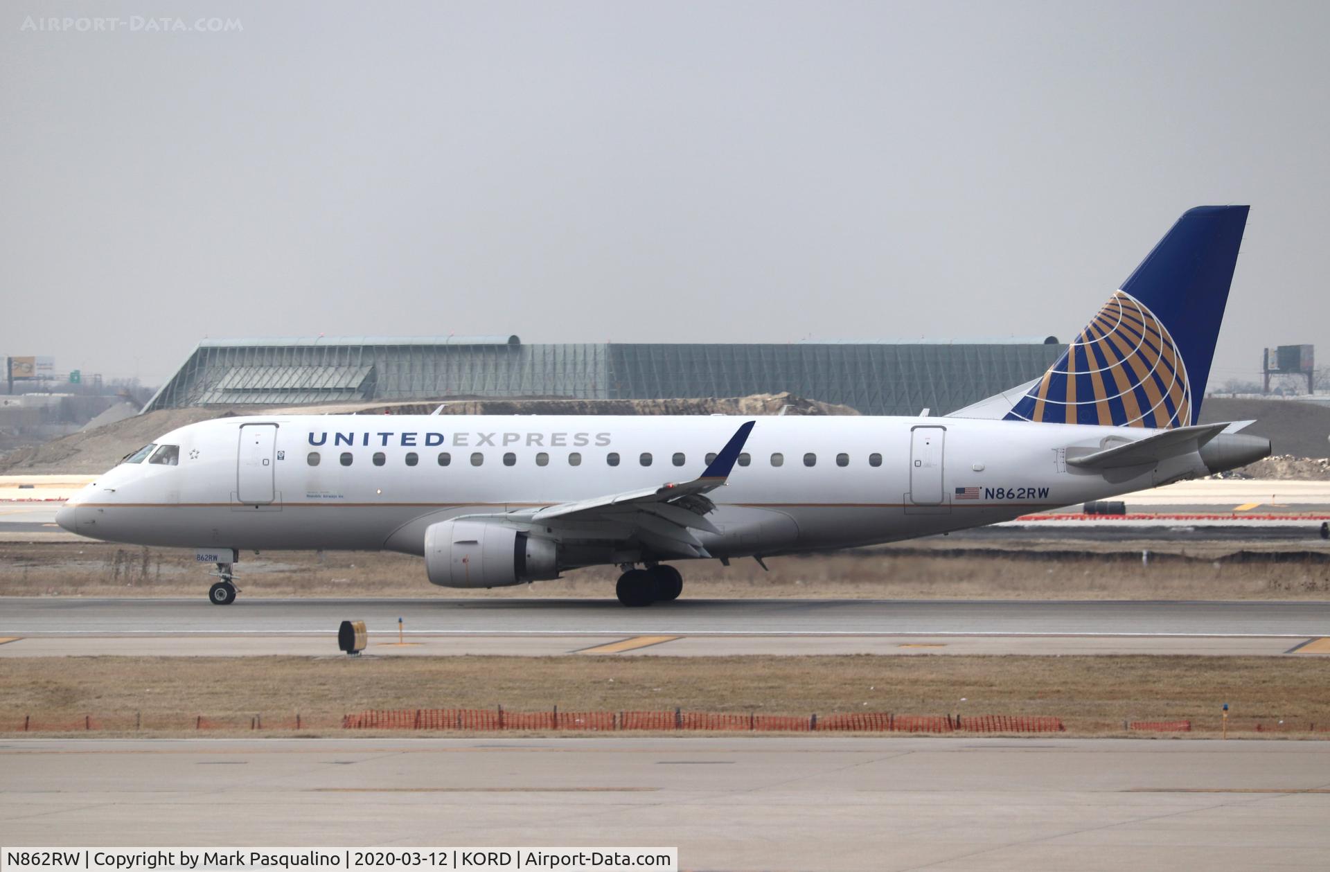 N862RW, 2005 Embraer 170SE (ERJ-170-100SE) C/N 17000098, ERJ-170-100SE