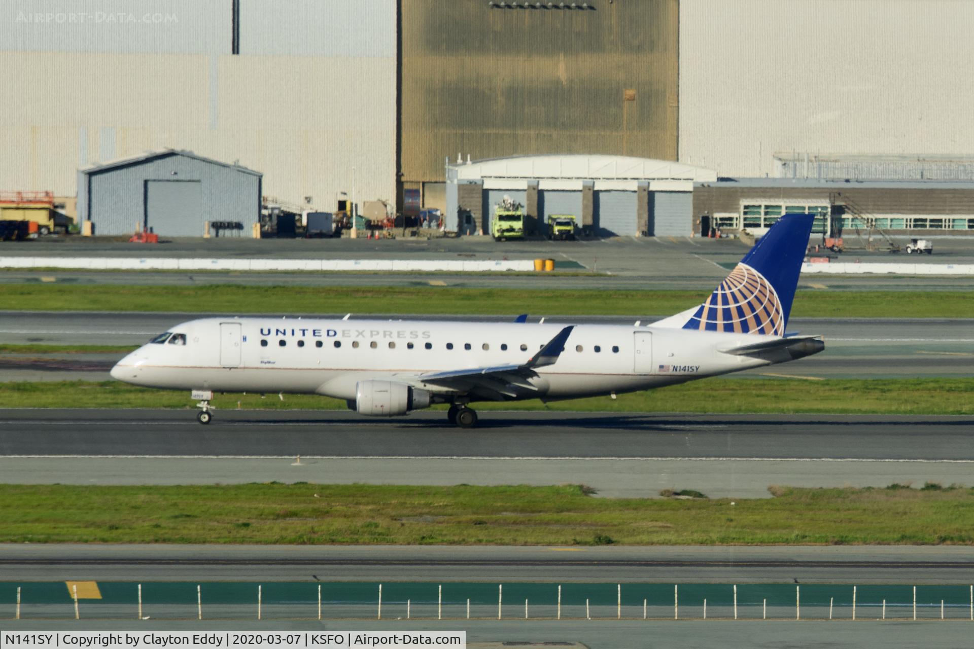 N141SY, 2015 Embraer 175LR (ERJ-170-200LR) C/N 17000472, Skt Terrace SFO 2020.