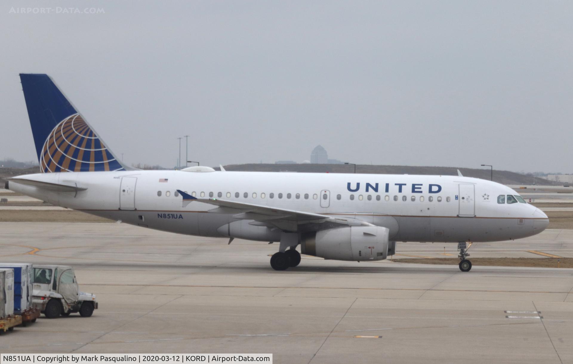 N851UA, 2002 Airbus A319-131 C/N 1664, Airbus A319-131