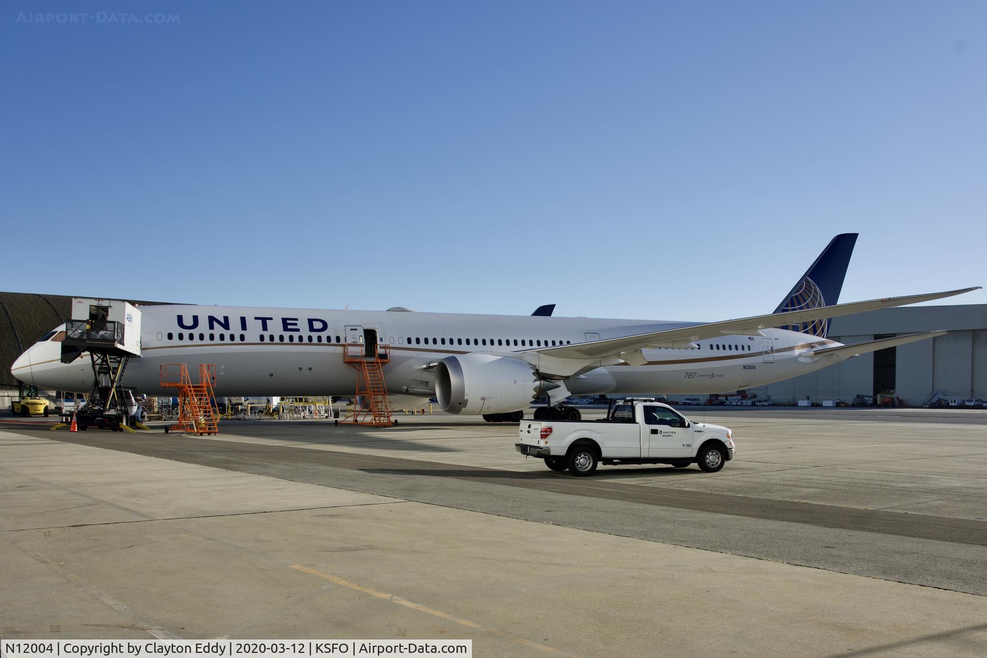 N12004, 2019 Boeing 787-10 Dreamliner Dreamliner C/N 60139, SFO 2020.