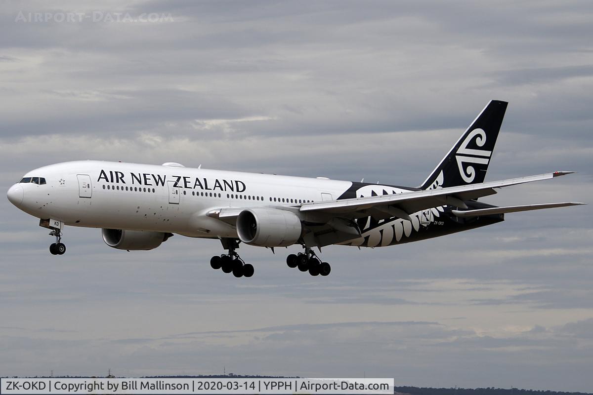 ZK-OKD, 2006 Boeing 777-219/ER C/N 29401, NZ176 from AKL