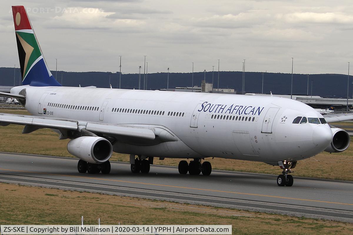 ZS-SXE, 2004 Airbus A340-313X C/N 646, SA281 to JNB