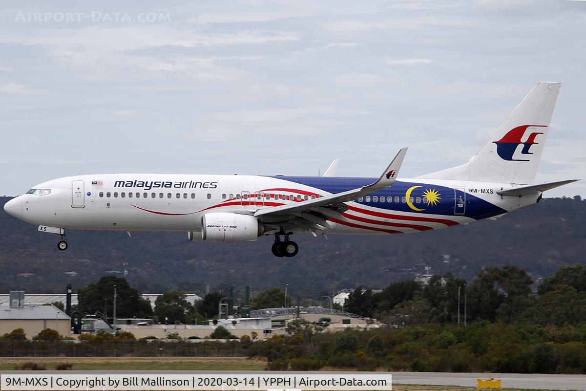 9M-MXS, 2014 Boeing 737-8H6 C/N 40156, onto 03