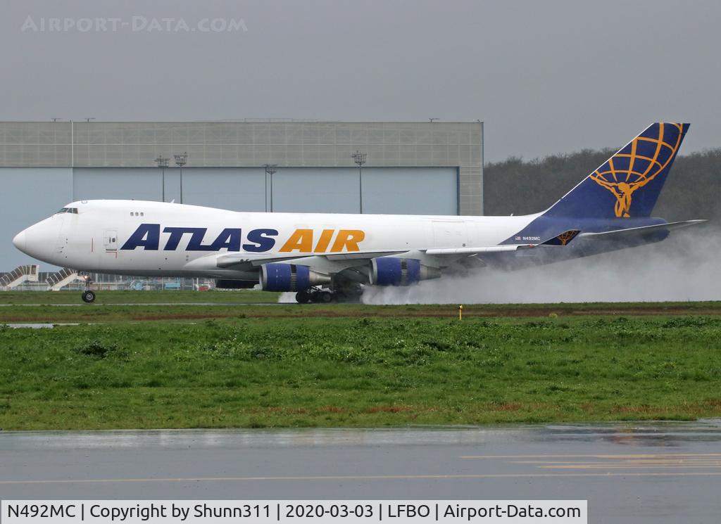 N492MC, 1998 Boeing 747-47UF C/N 29253, Landing rwy 14R