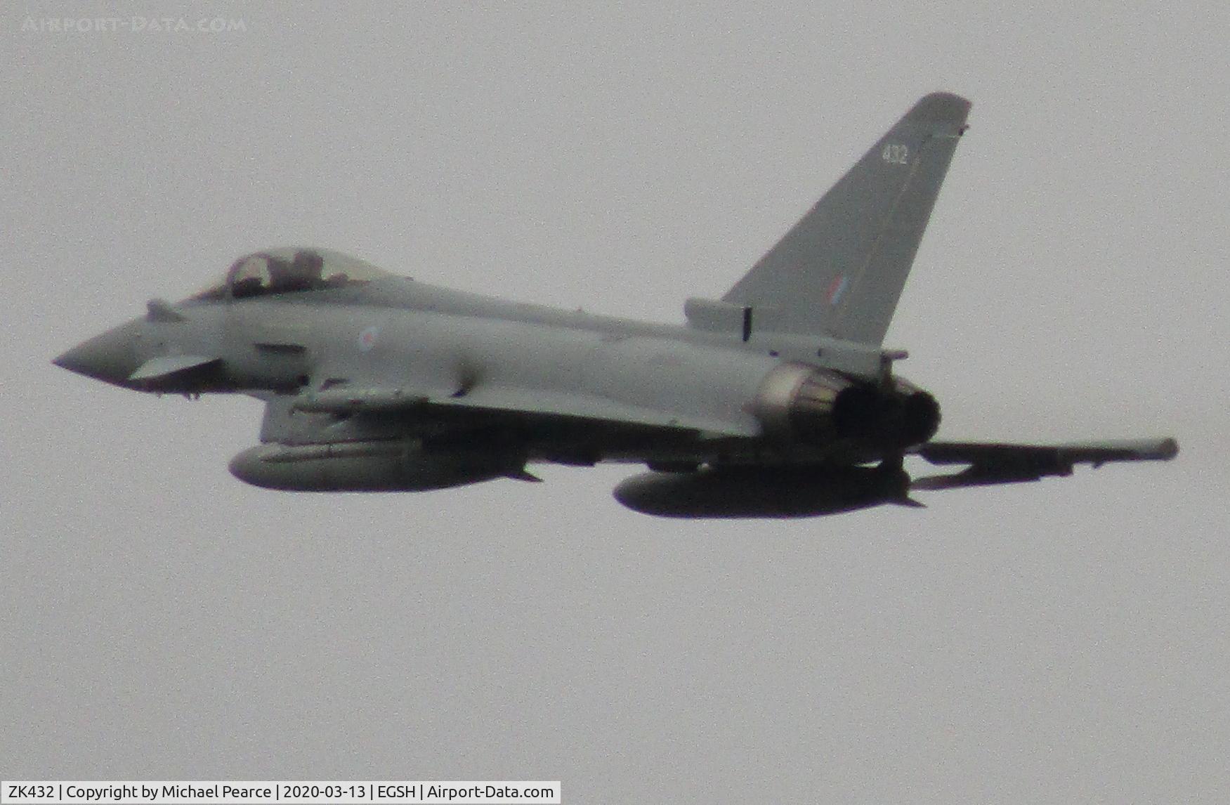 ZK432, 2018 Eurofighter Typhoon FGR.4 C/N BS148, Shooting through RWY 27 on a visit from RAF Coningsby (QCY).