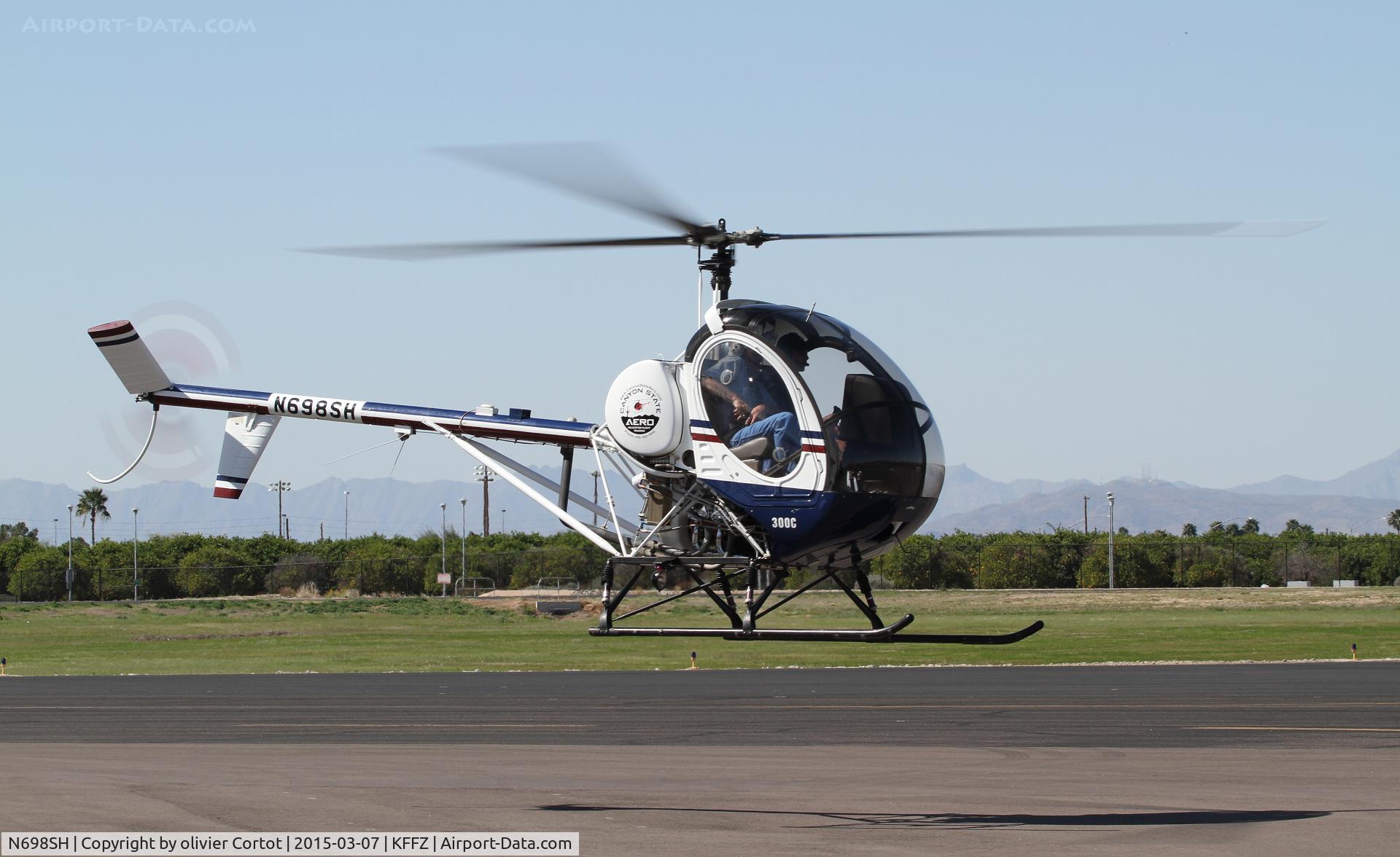 N698SH, 1998 Schweizer 300C C/N S1767, Falcon field