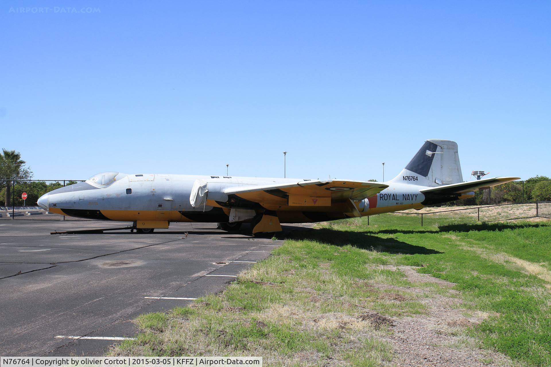 N76764, 1954 English Electric Canberra TT.18 C/N EEP13535, should be in a museum