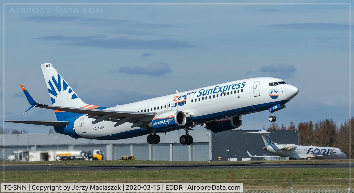 TC-SNN, 2010 Boeing 737-8HC C/N 40775, Boeing 737-8HC