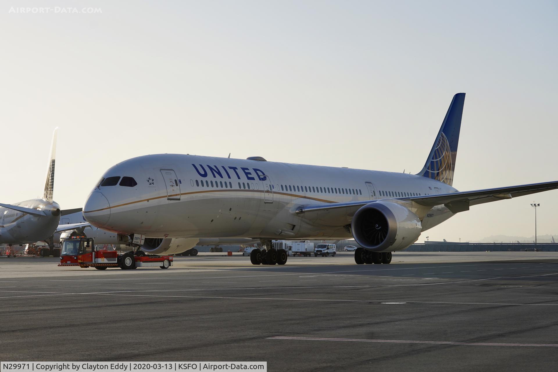 N29971, 2017 Boeing 787-9 Dreamliner Dreamliner C/N 60147, SFO 2020.