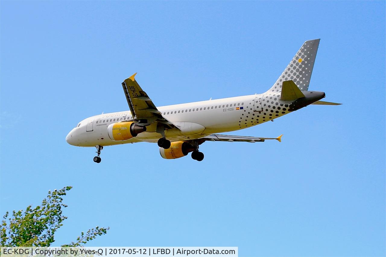 EC-KDG, 2007 Airbus A320-214 C/N 3095, Airbus A320-214, On final rwy 23, Bordeaux-Mérignac airport (LFBD-BOD)