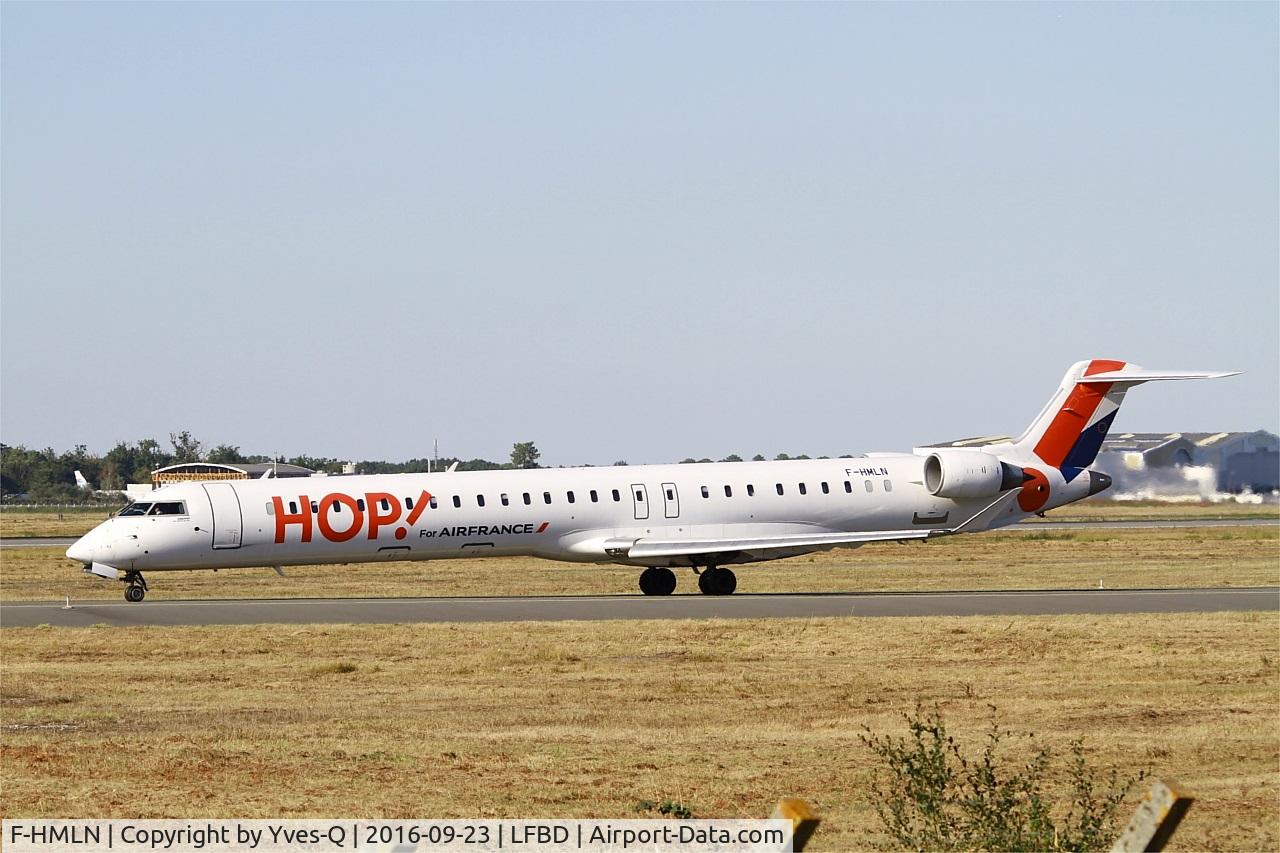F-HMLN, 2012 Bombardier CRJ-1000EL NG (CL-600-2E25) C/N 19024, Bombardier CRJ-1000EL NG, Holding point rwy 05, Bordeaux Mérignac airport (LFBD-BOD)
