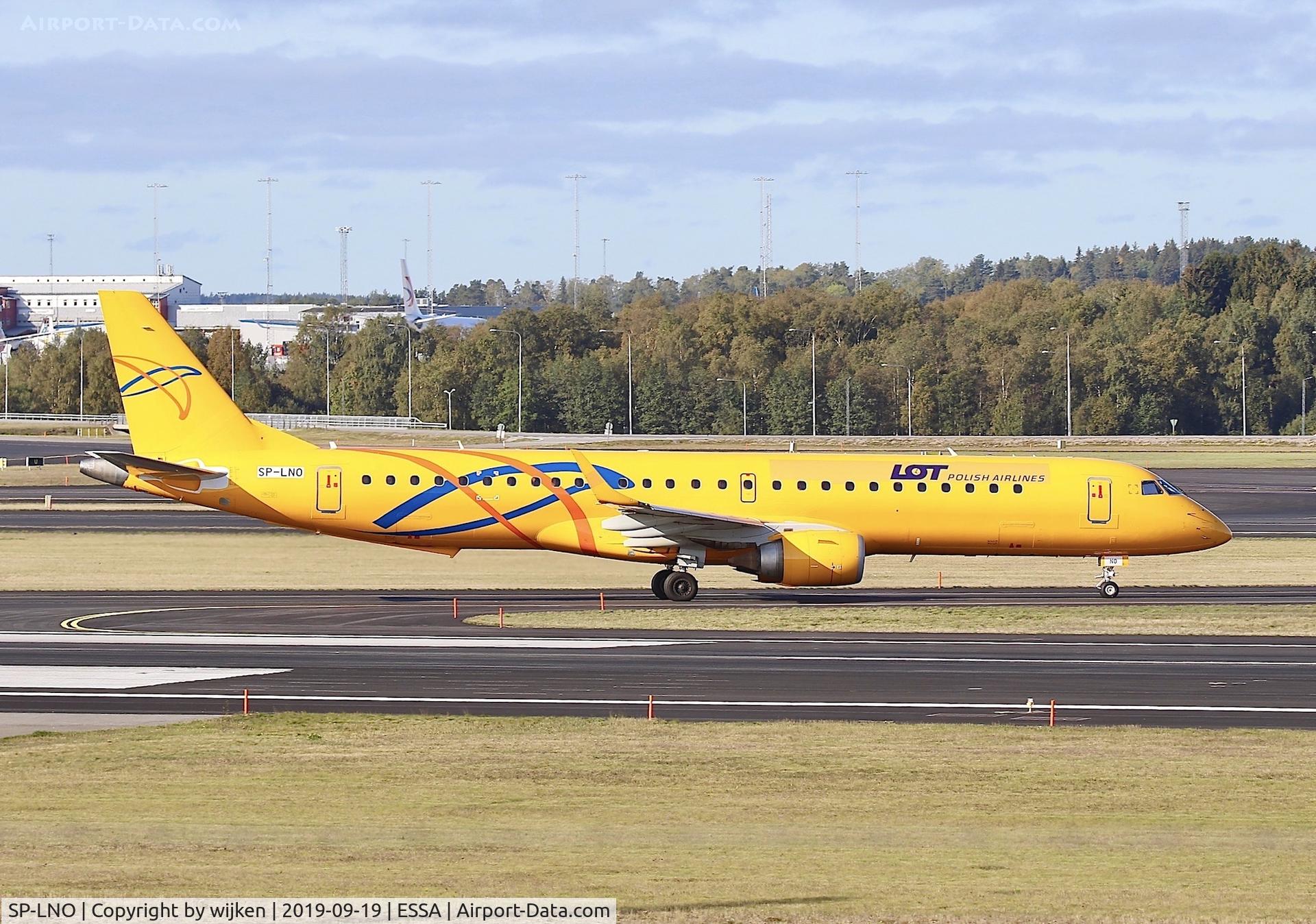 SP-LNO, 2007 Embraer 195LR (ERJ-190-200LR) C/N 19000084, RWY 01R