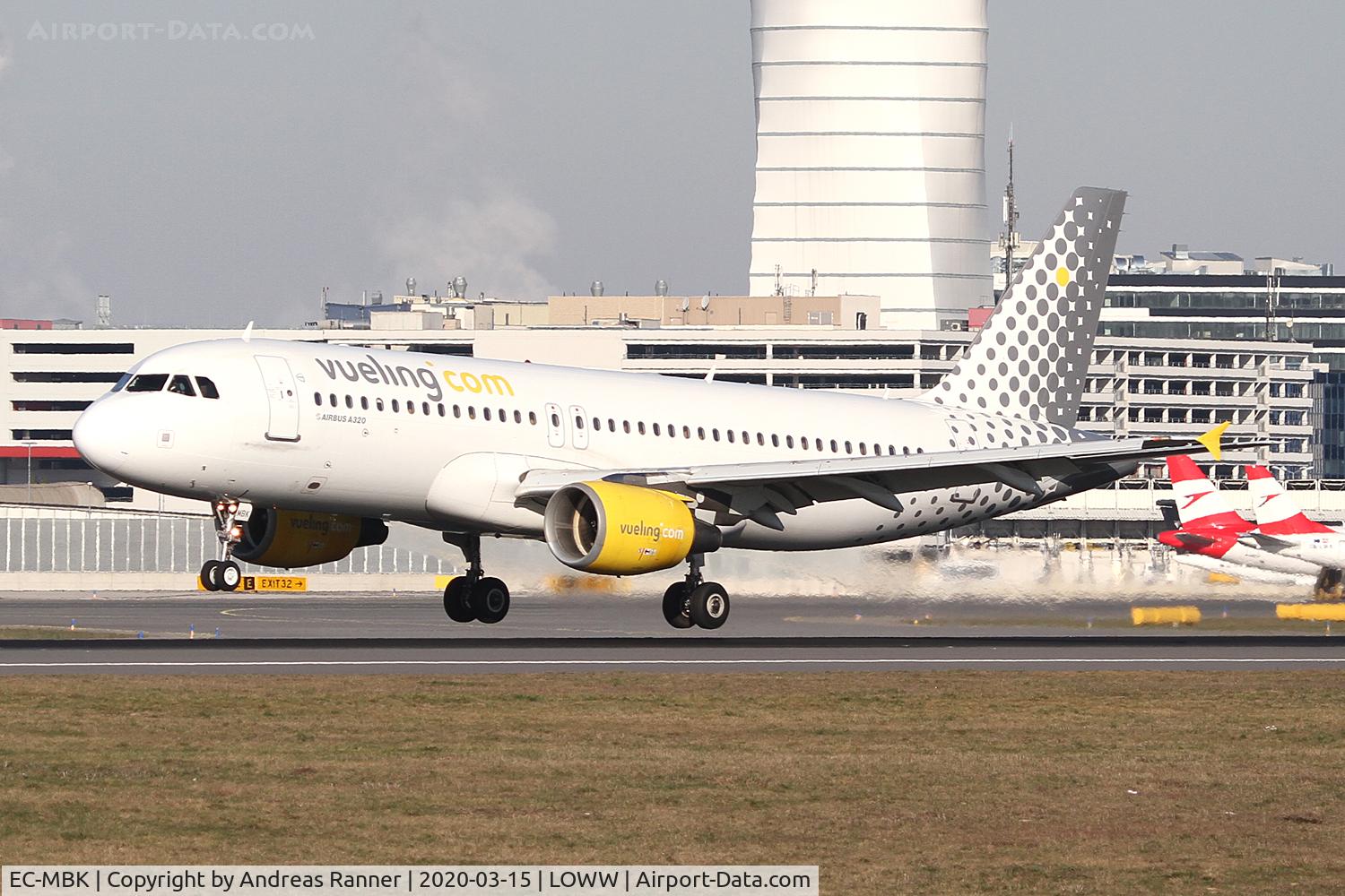EC-MBK, 2006 Airbus A320-214 C/N 2658, Vueling A320