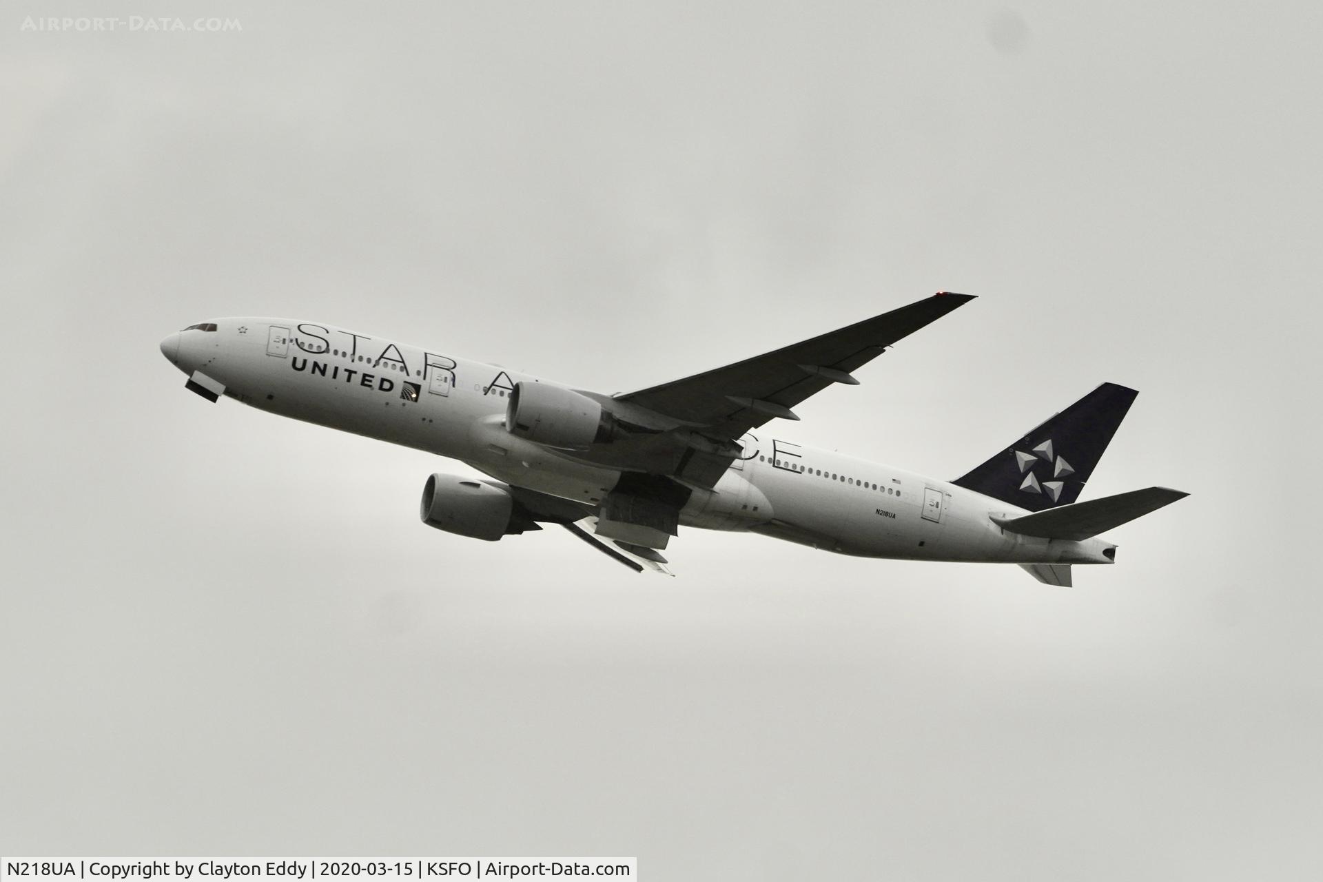 N218UA, 2001 Boeing 777-222 C/N 30222, SFO 2020.