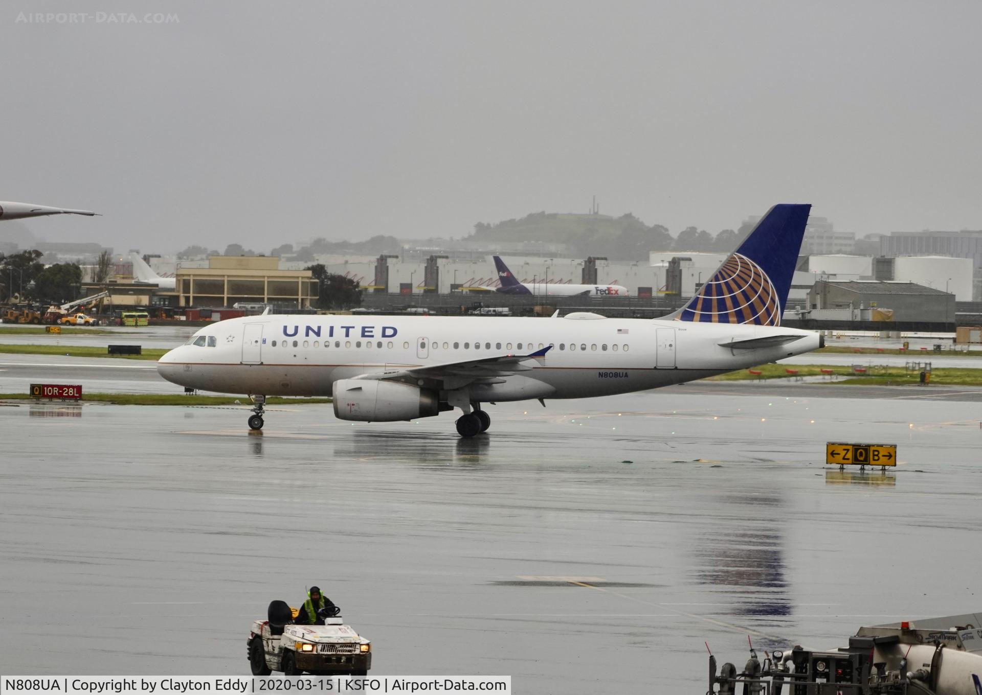 N808UA, 1998 Airbus A319-131 C/N 804, SFO 2020.