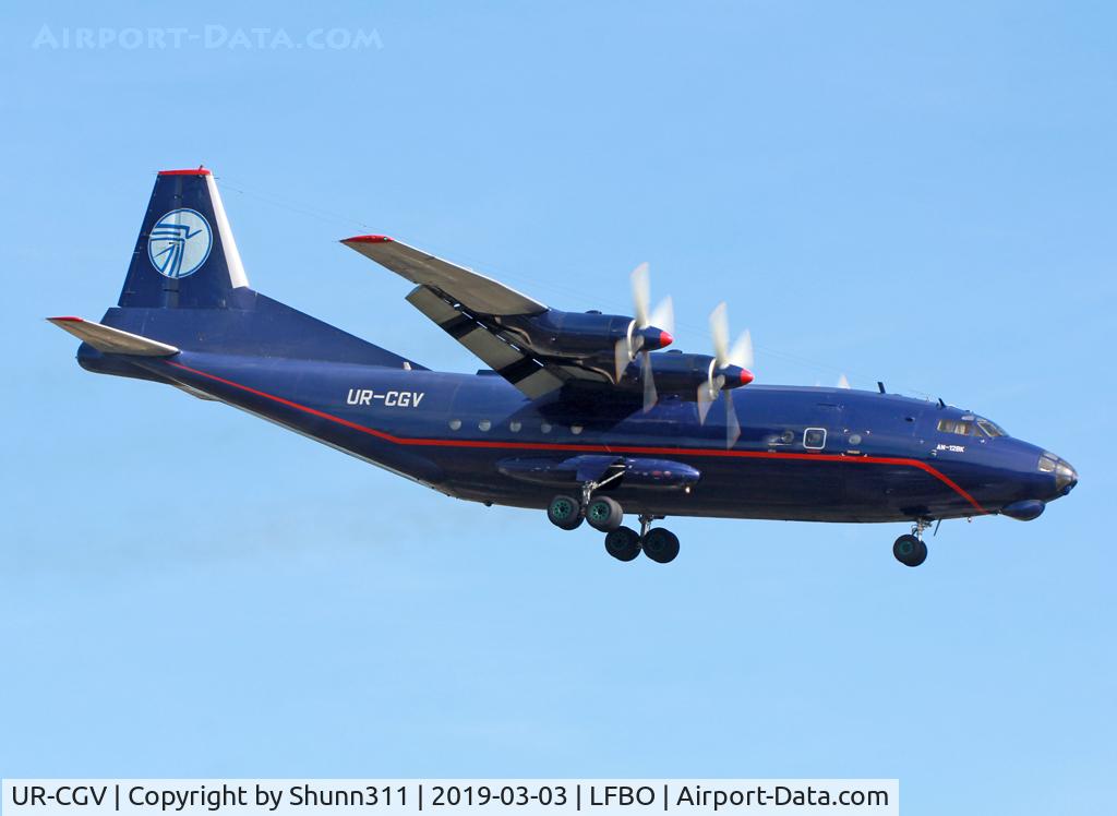 UR-CGV, 1966 Antonov An-12BP C/N 6344610, Landing rwy 14R