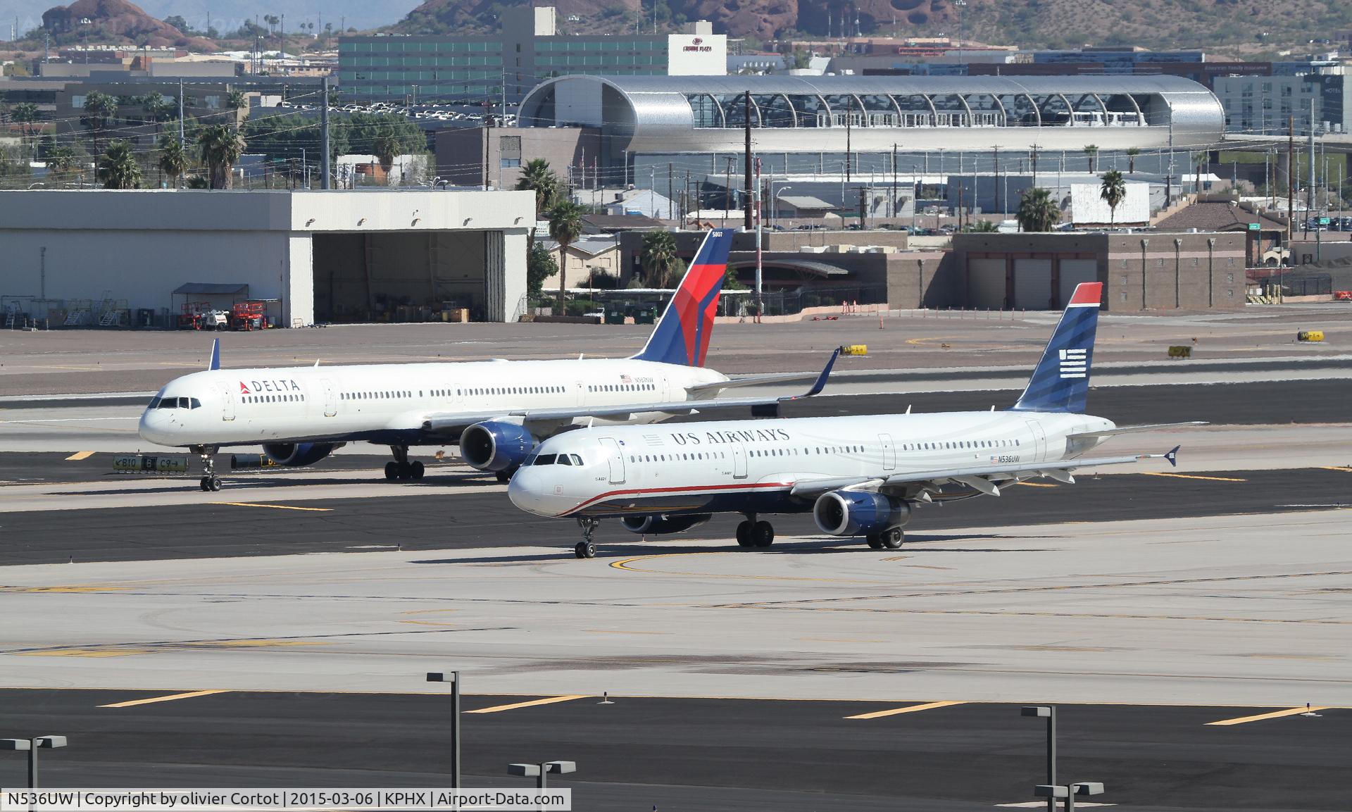 N536UW, 2009 Airbus A321-231 C/N 4025, Phoenix 2015