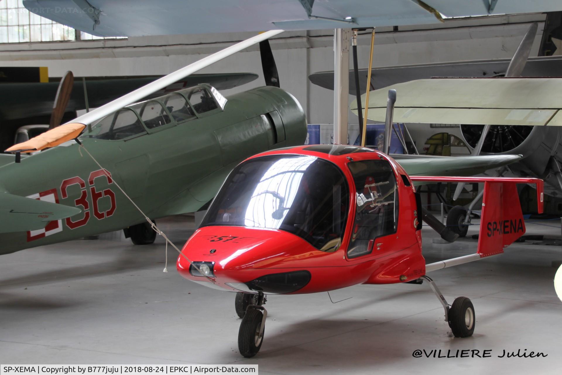 SP-XEMA, Celier Xenon 2 C/N CAA07135, at cracovie