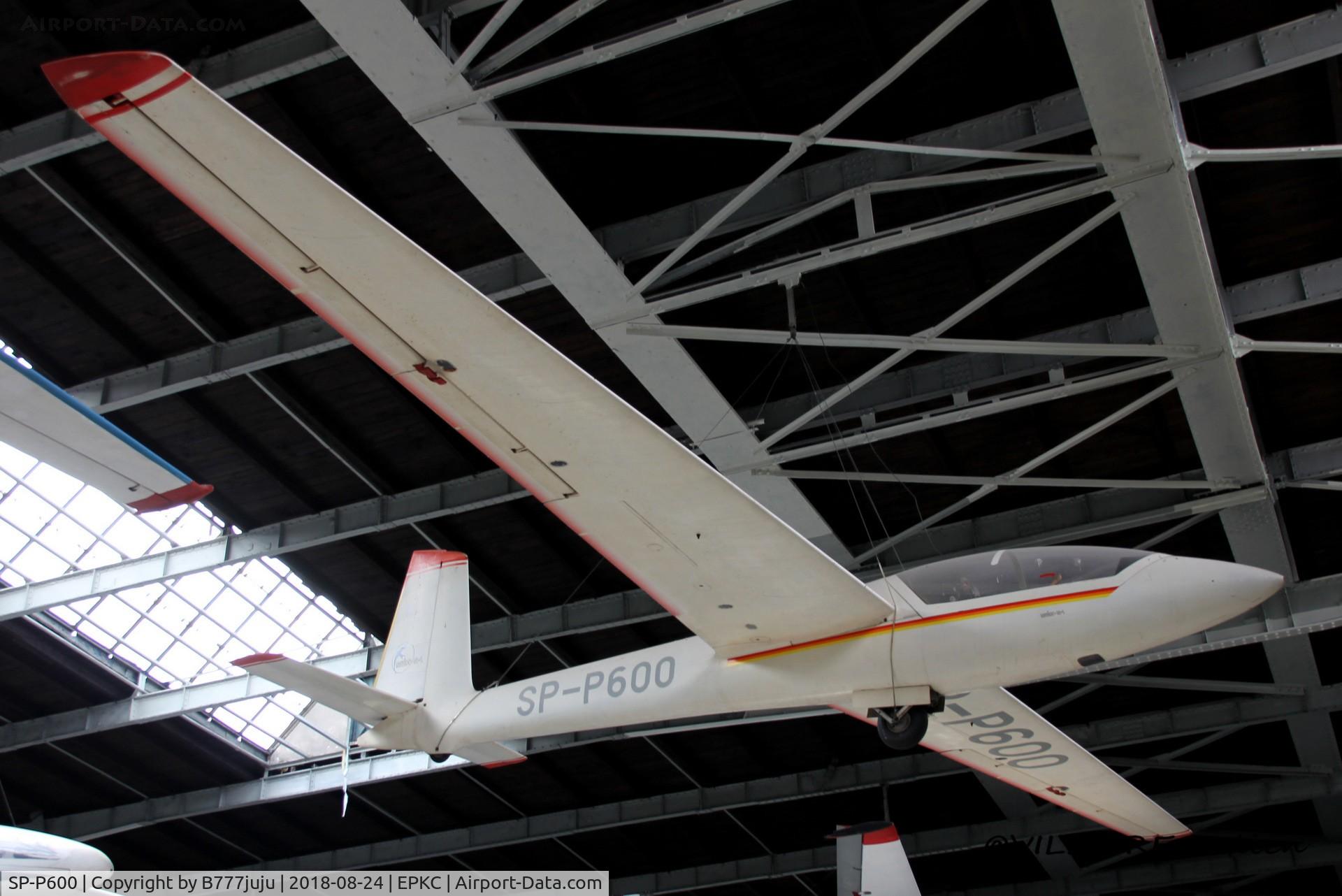 SP-P600, Marganski S-1 Swift C/N P-03/XP, at Cracovie