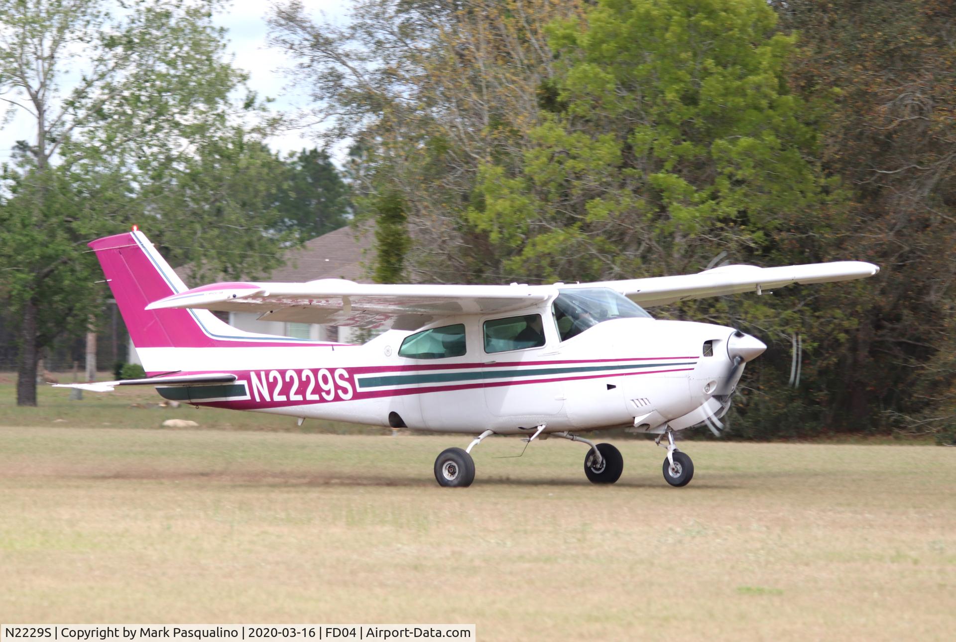 N2229S, 1976 Cessna 210L Centurion C/N 21061174, Cessna 210L