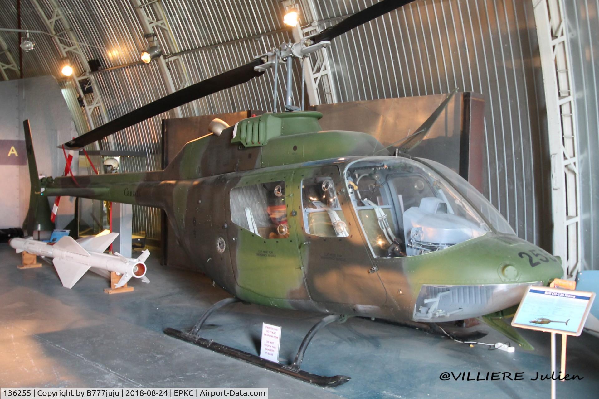 136255, 1972 Bell CH-136 Kiowa C/N 44055, at Cracovie