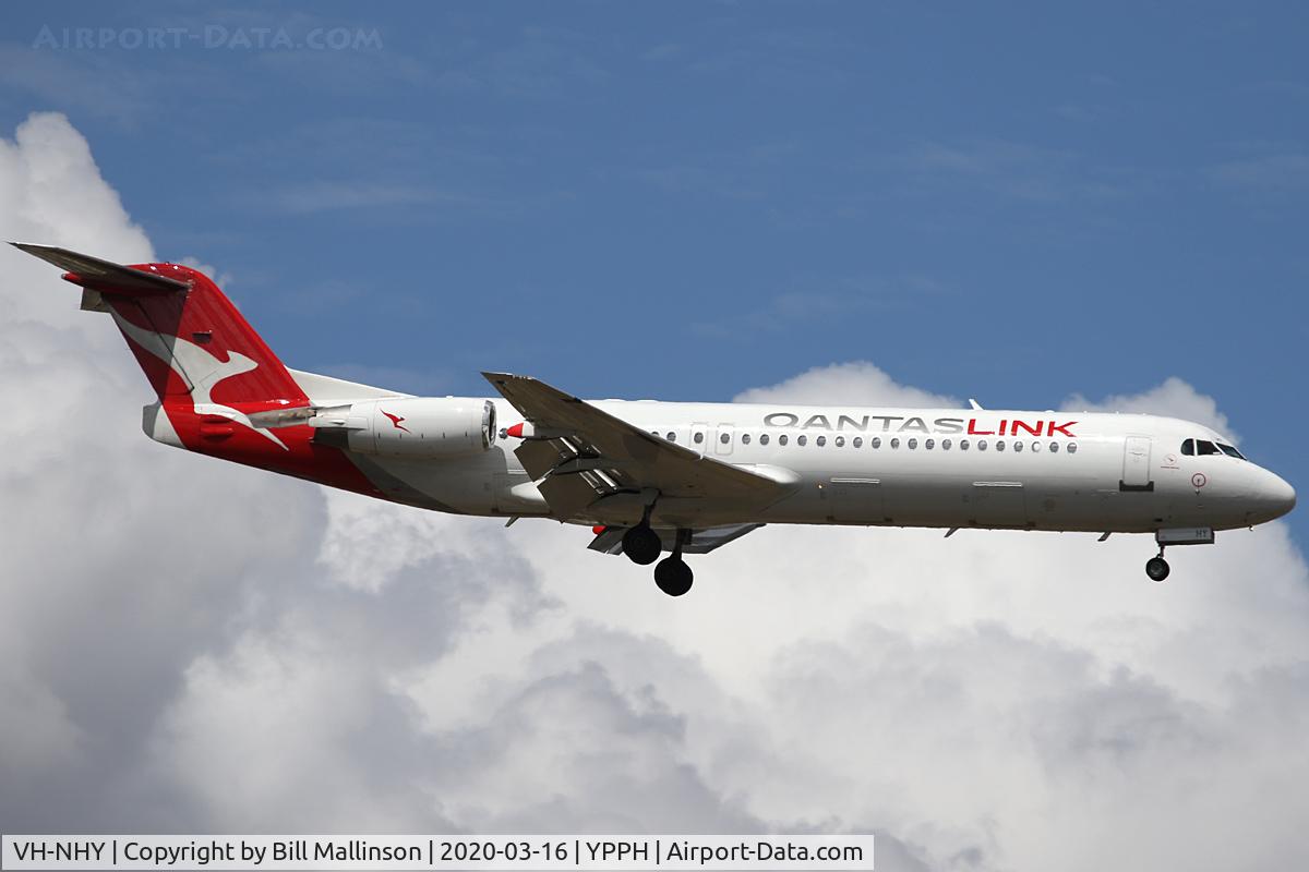 VH-NHY, 1993 Fokker 100 (F-28-0100 C/N 11467, FOR 24
