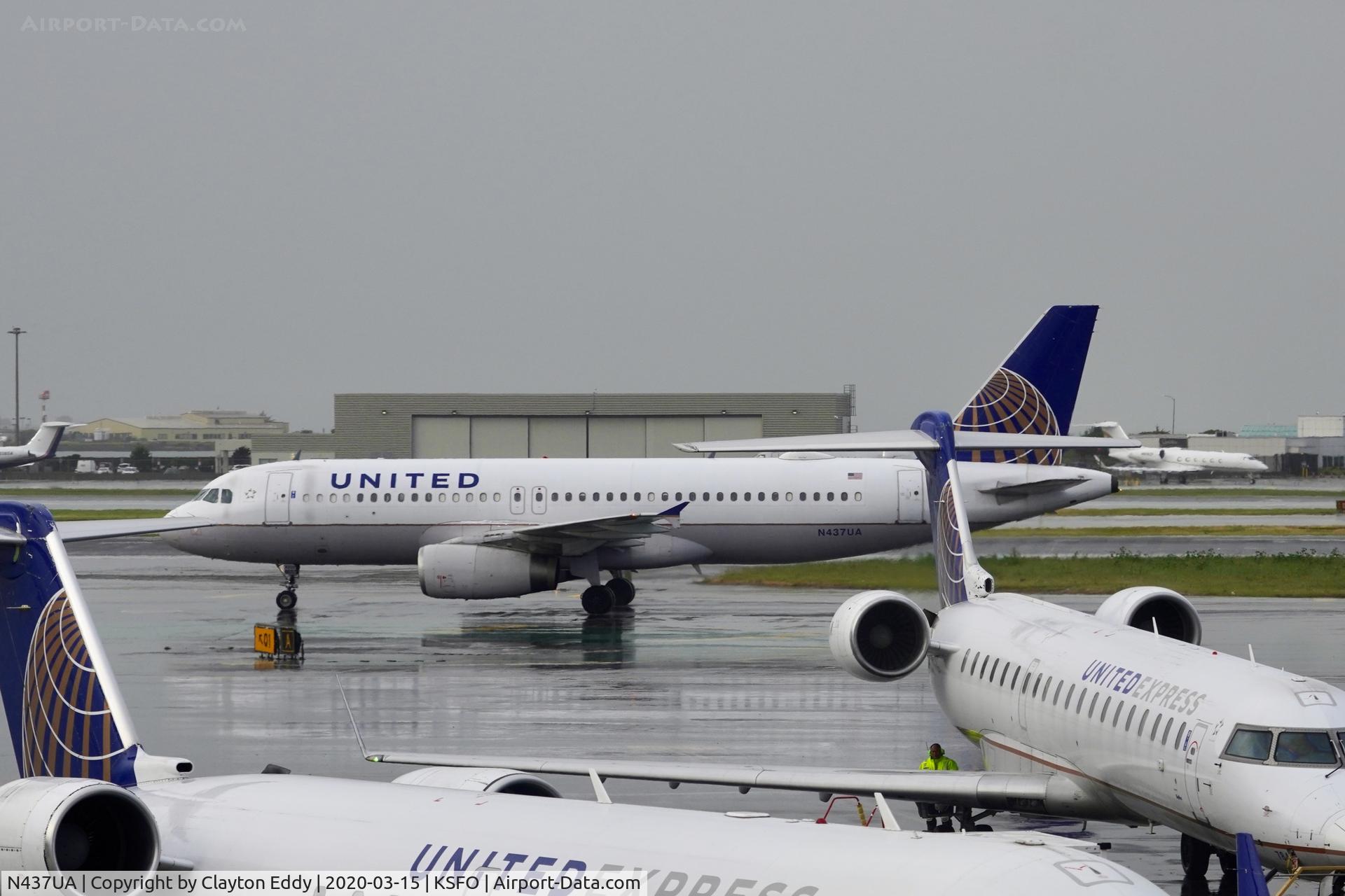 N437UA, 1997 Airbus A320-232 C/N 655, Rainy morning SFO 2020.