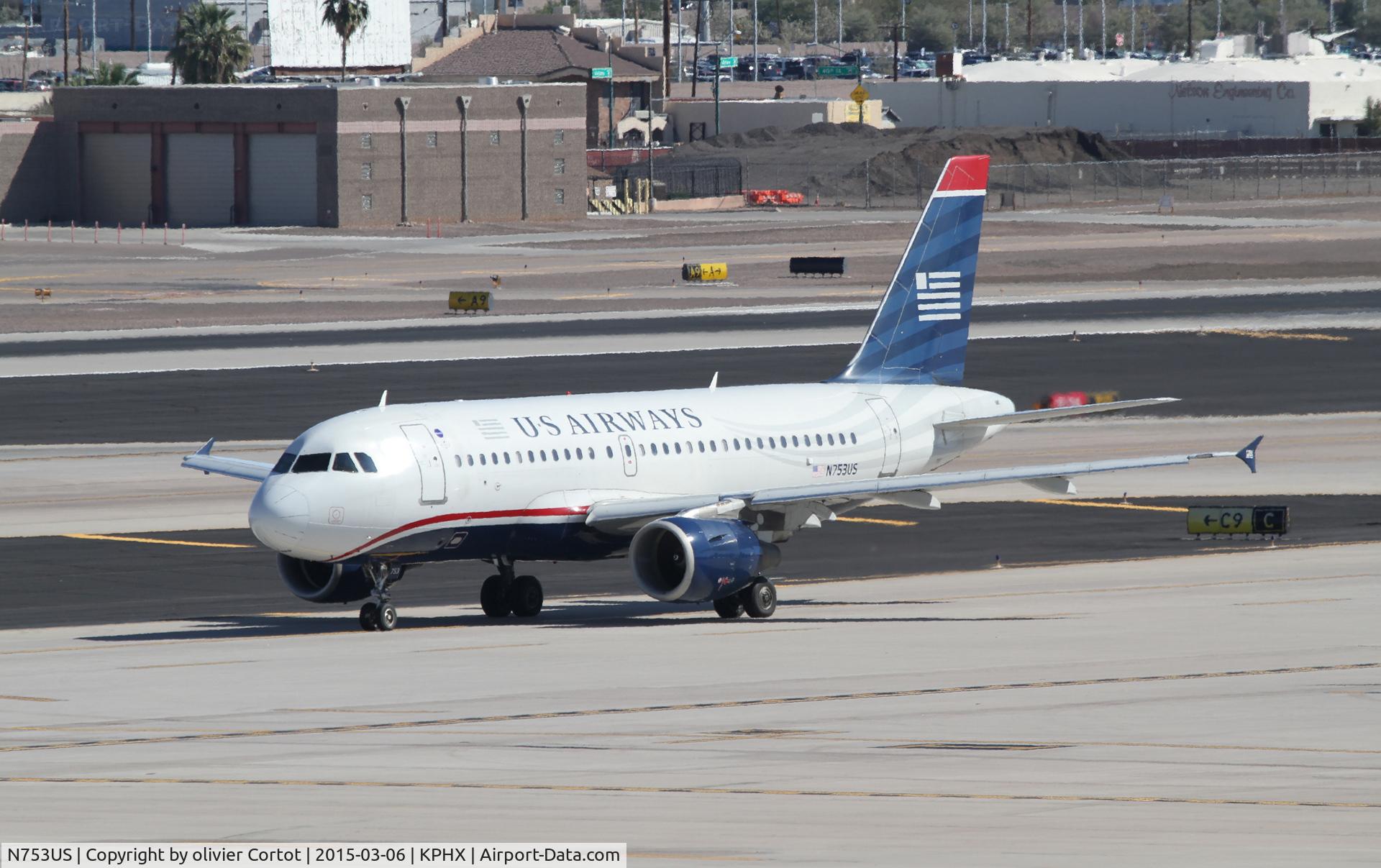 N753US, 2000 Airbus A319-112 C/N 1326, Phoenix 2015