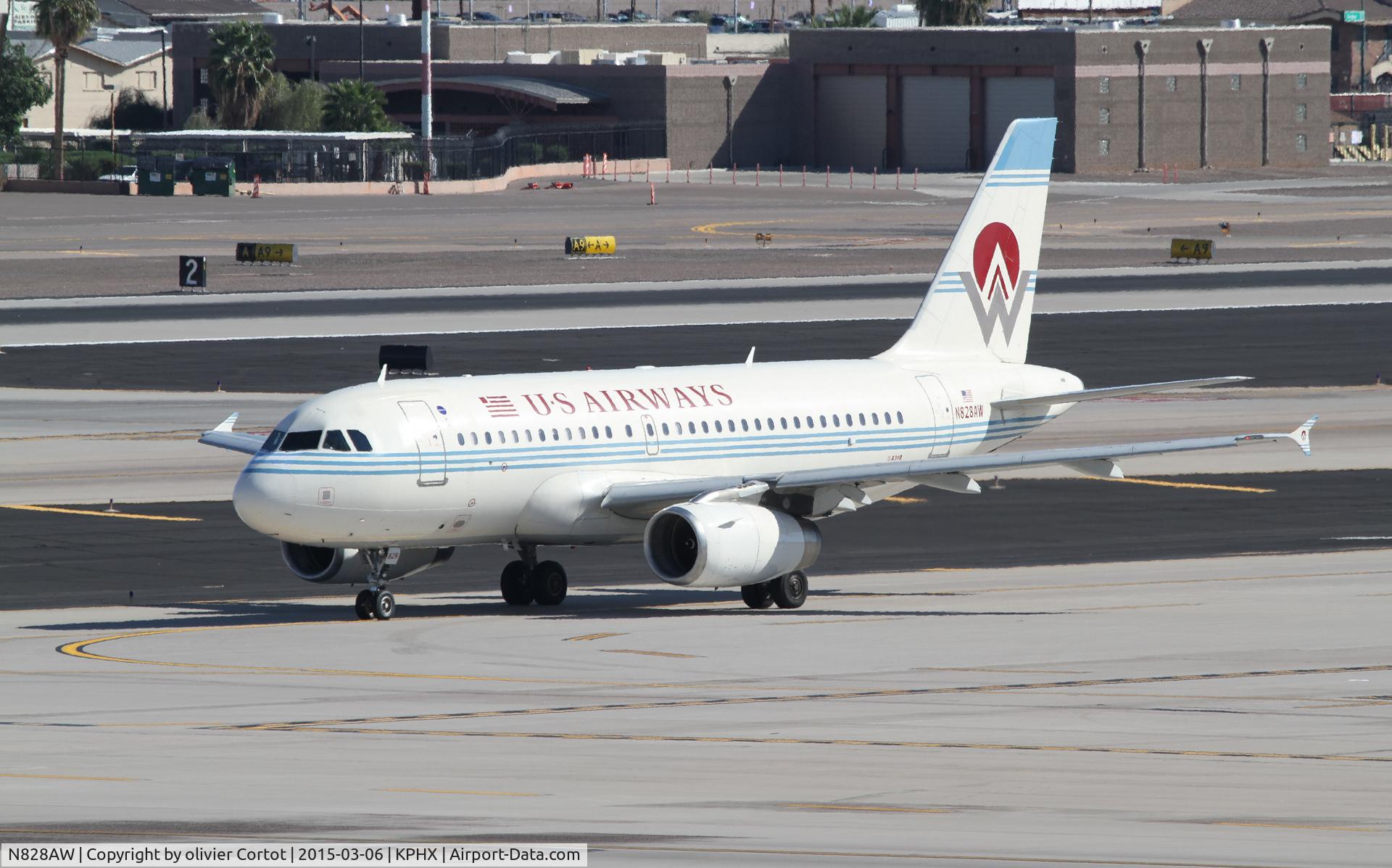 N828AW, 2001 Airbus A319-132 C/N 1552, Phoenix A319