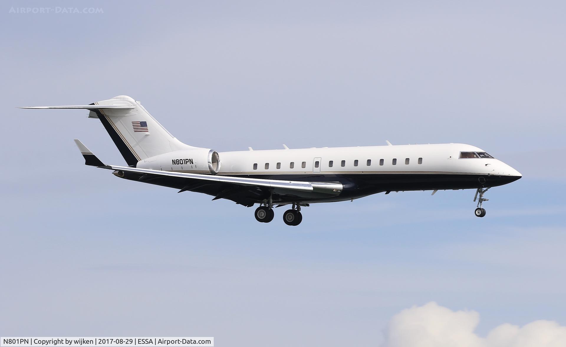 N801PN, 2000 Bombardier BD-700-1A10 Global Express C/N 9062, RWY 19L